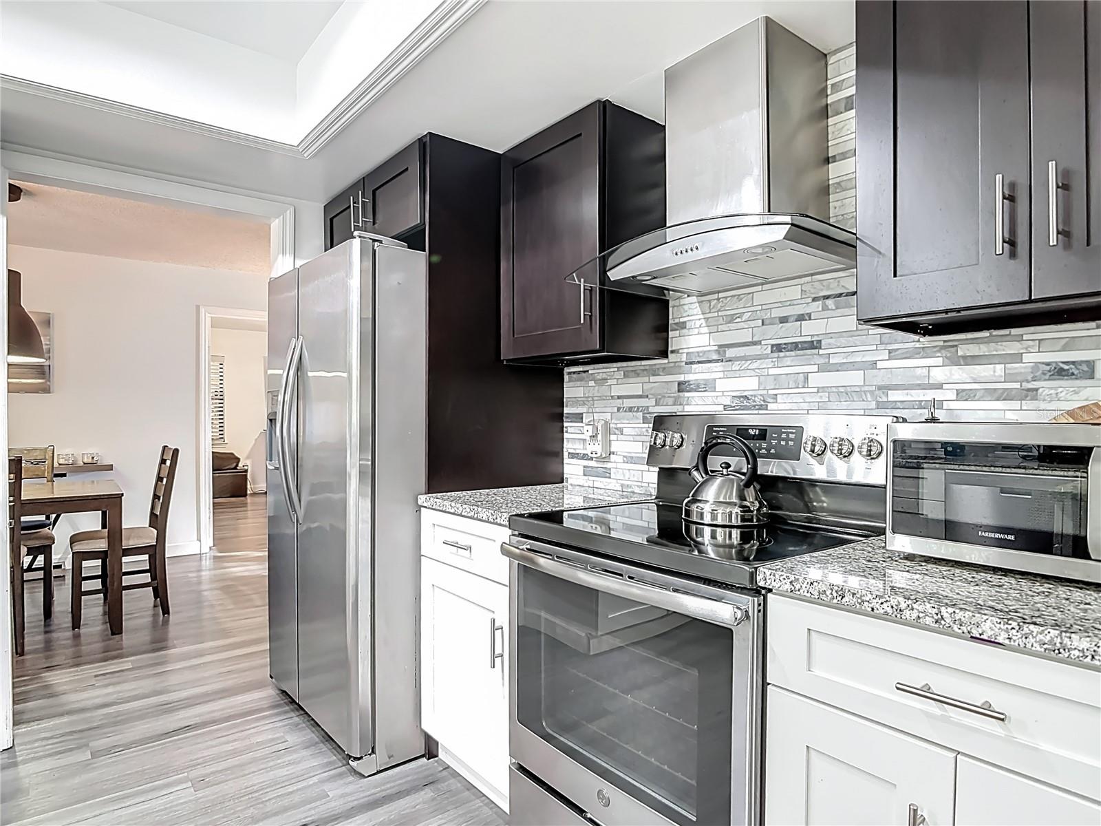 560 SAXON BLVD, DELTONA, FL, 32725