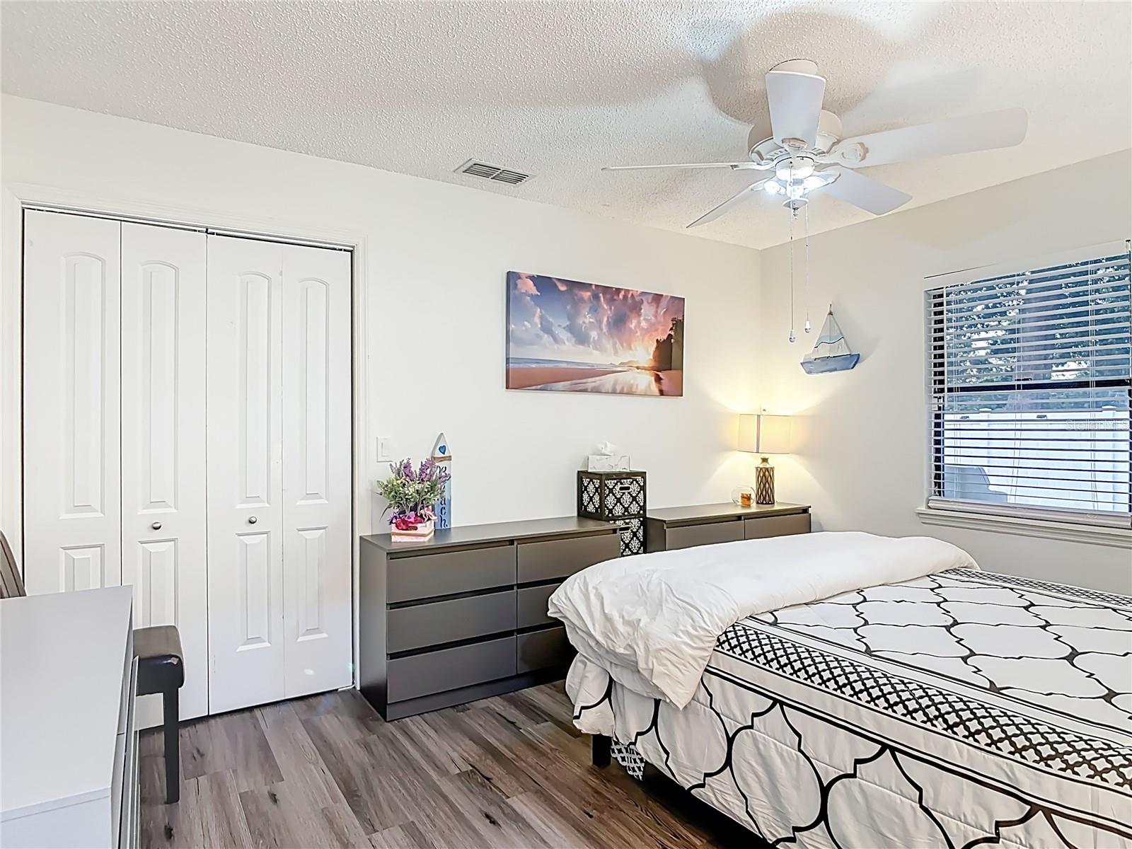 560 SAXON BLVD, DELTONA, FL, 32725