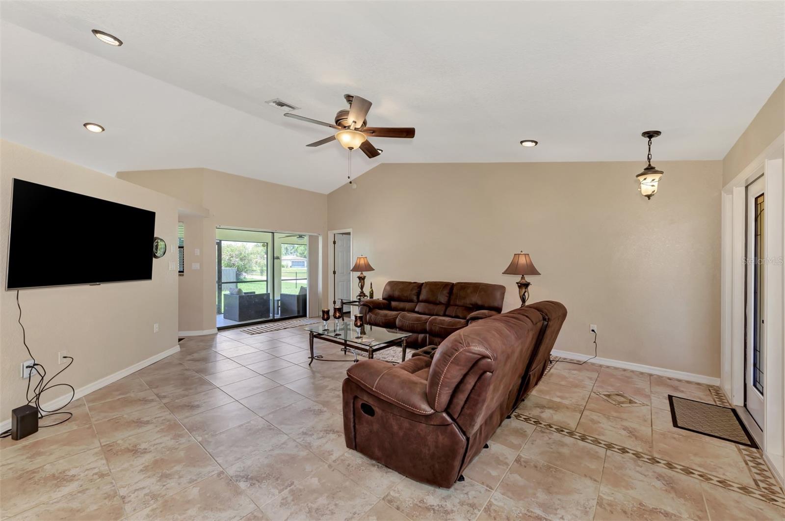 23255 BURLINGAME AVE, PUNTA GORDA, FL, 33980