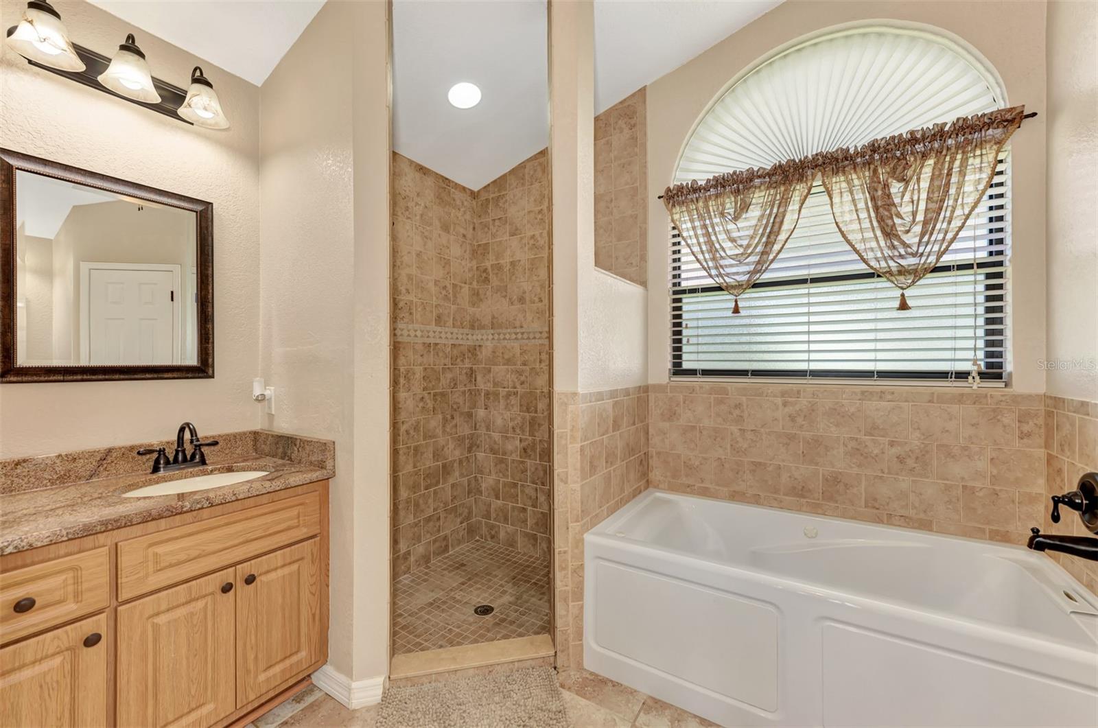 23255 BURLINGAME AVE, PUNTA GORDA, FL, 33980