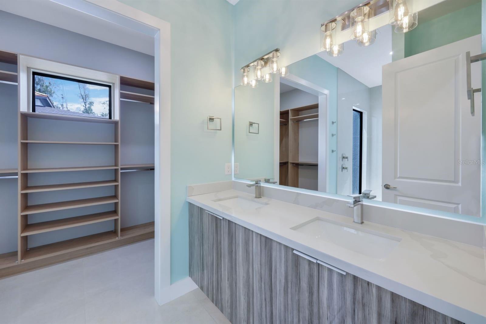 2106 SW 4TH ST, CAPE CORAL, FL, 33991