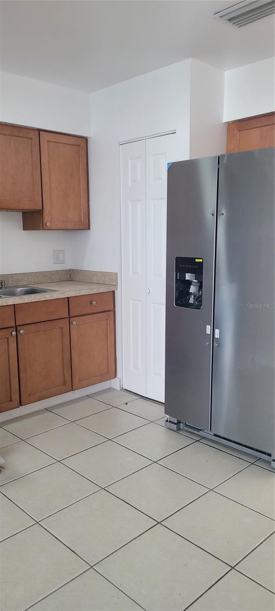 2461 DRYER AVE, LARGO, FL, 33770