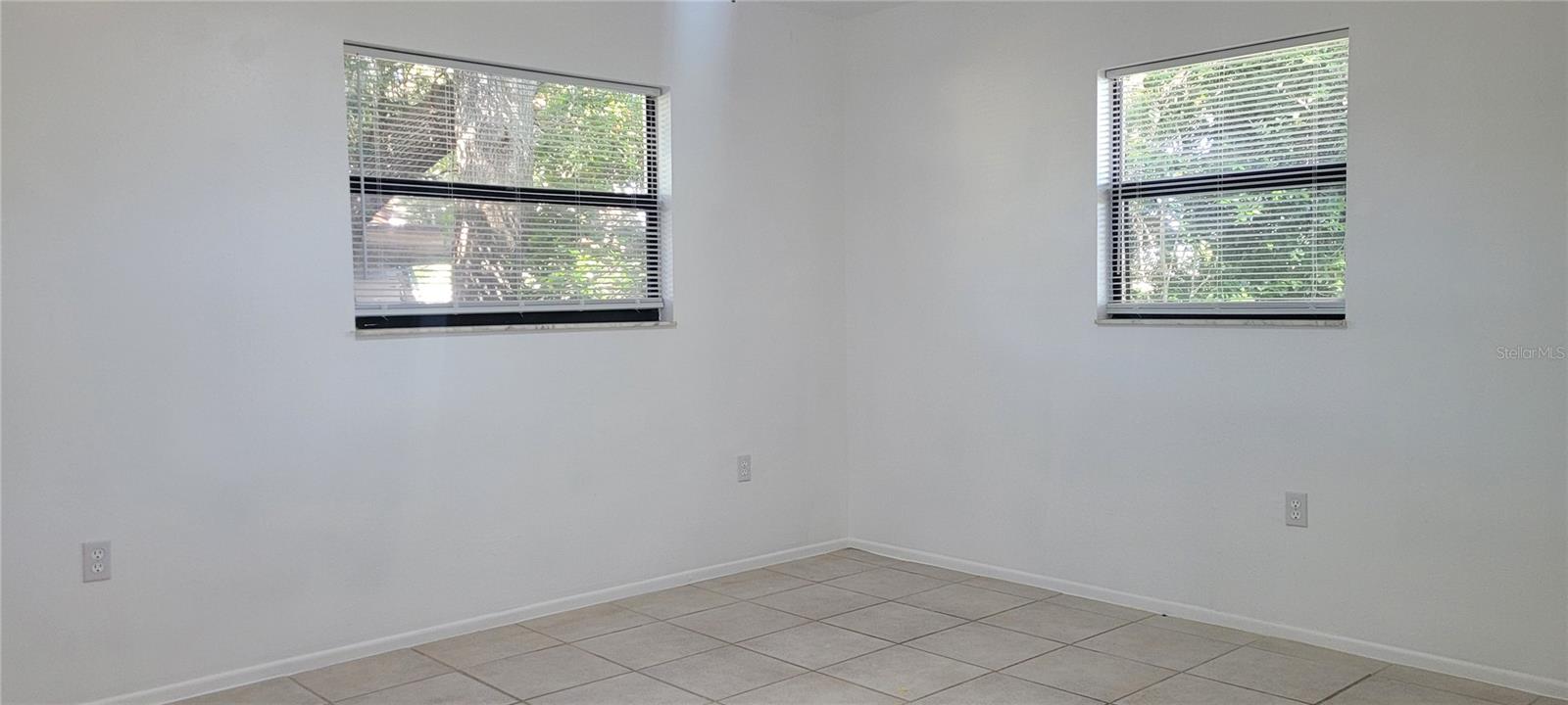 2461 DRYER AVE, LARGO, FL, 33770