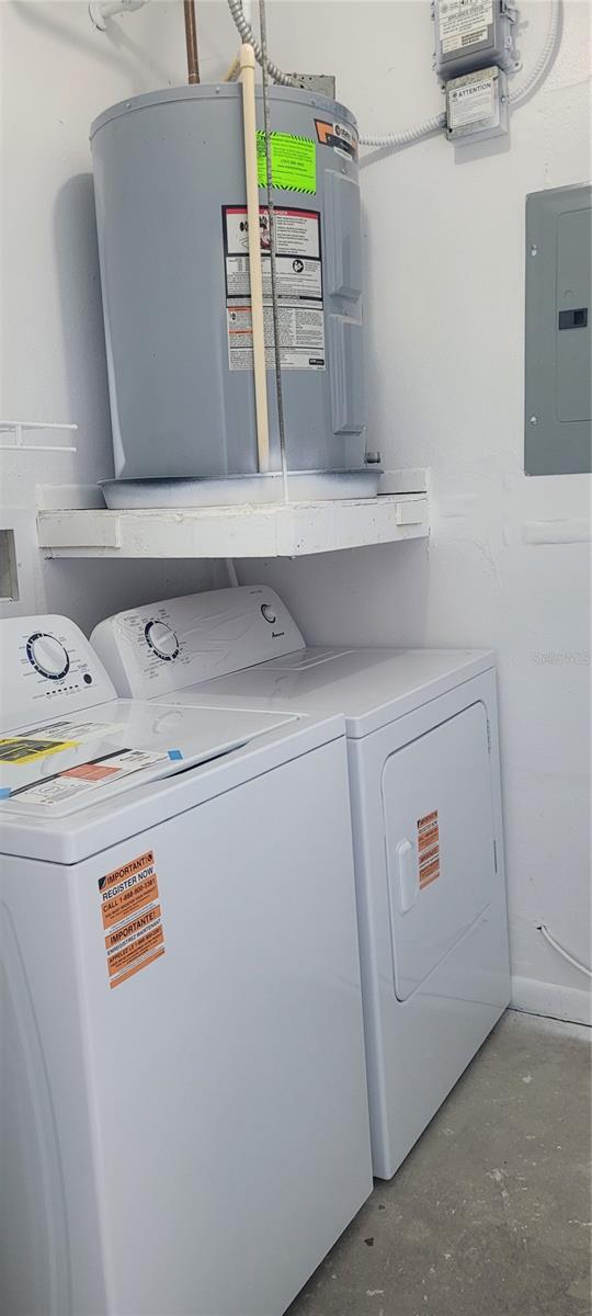 2461 DRYER AVE, LARGO, FL, 33770