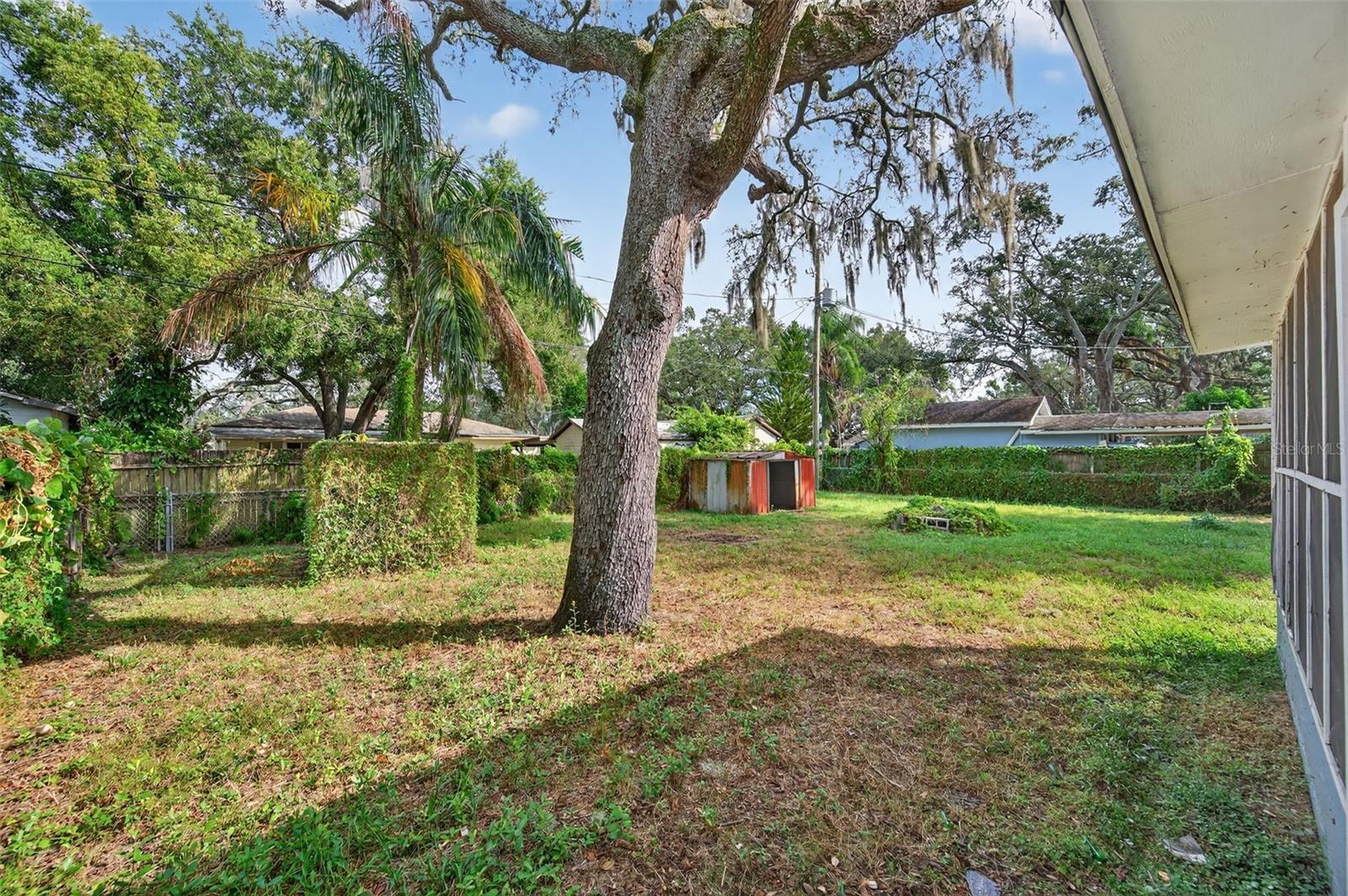 207 W BOUGAINVILLEA AVE, TAMPA, FL, 33612