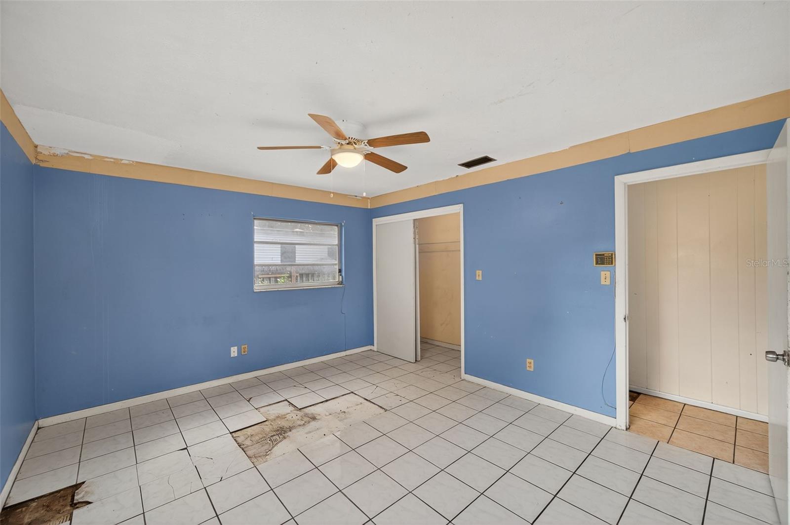 207 W BOUGAINVILLEA AVE, TAMPA, FL, 33612