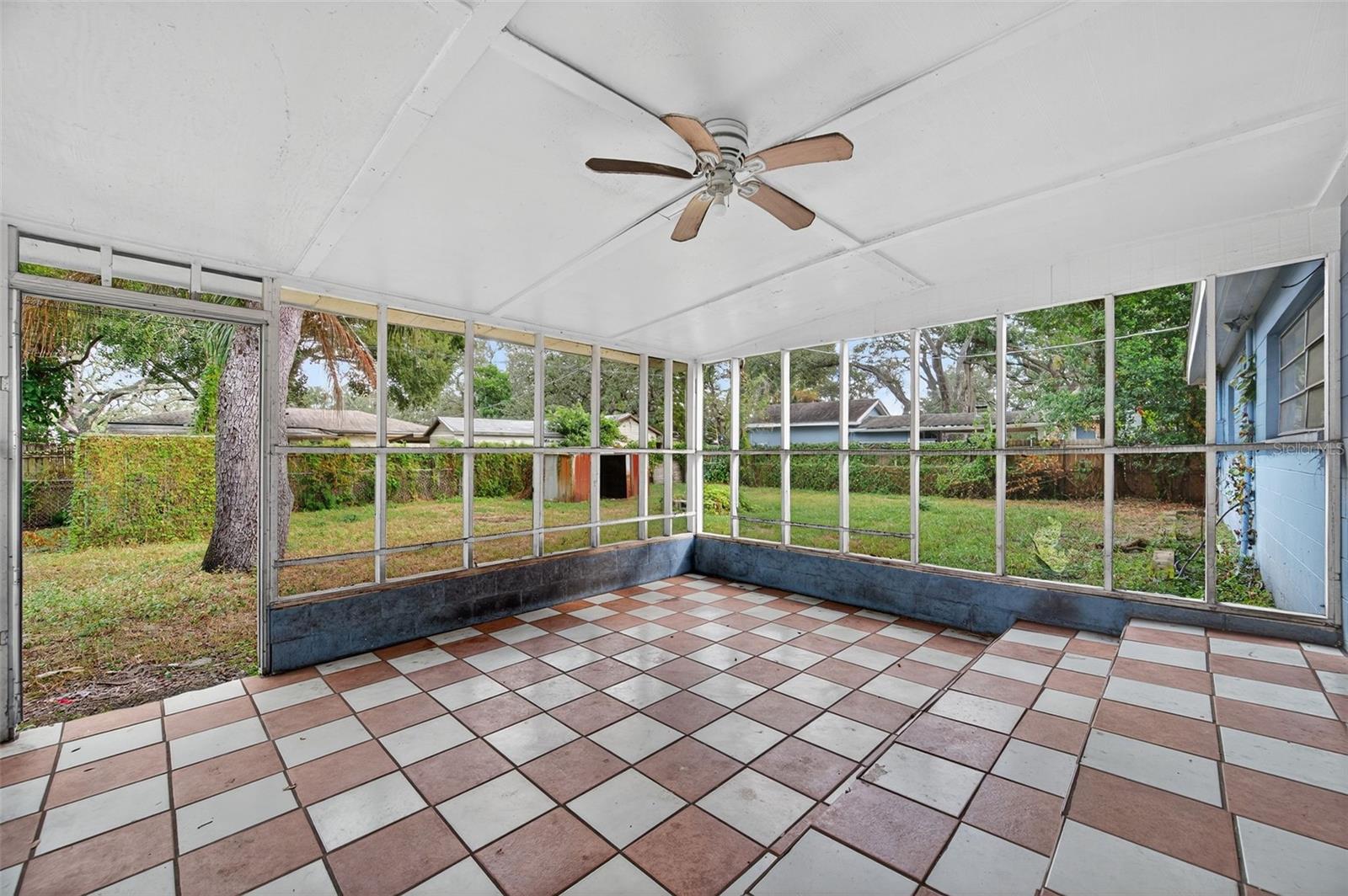 207 W BOUGAINVILLEA AVE, TAMPA, FL, 33612