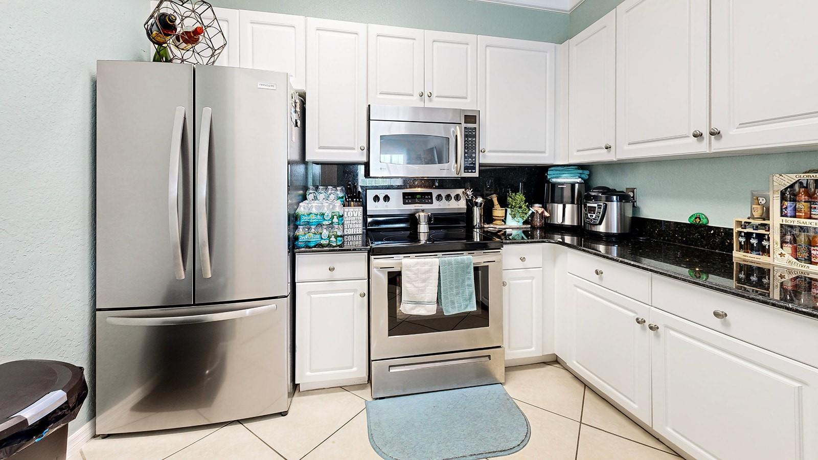 4345 BAYSIDE VILLAGE DR #104, TAMPA, FL, 33615