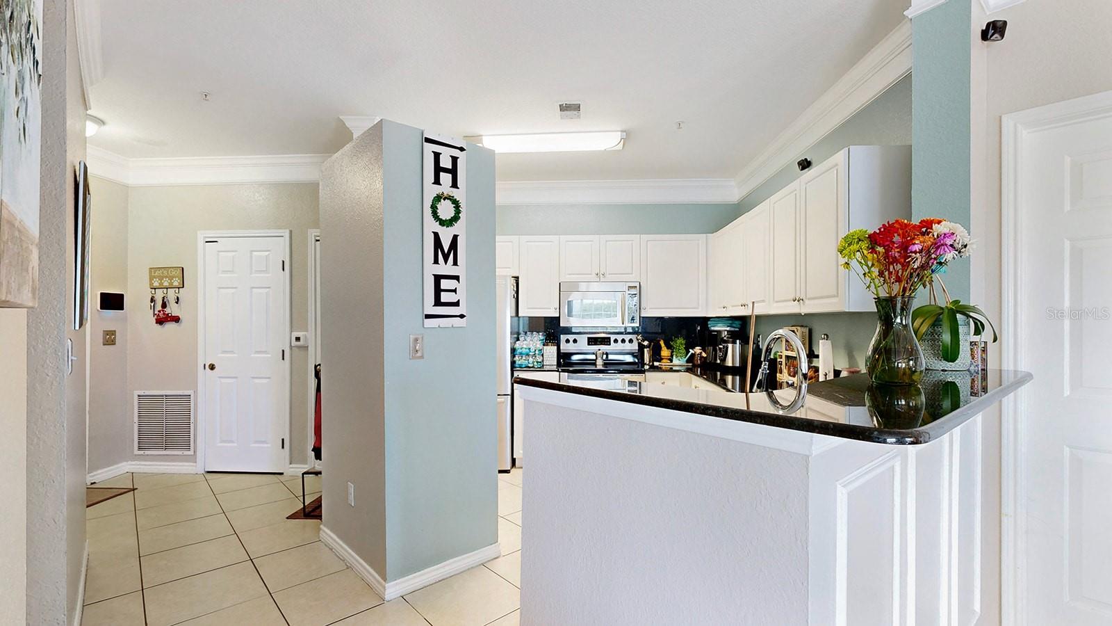 4345 BAYSIDE VILLAGE DR #104, TAMPA, FL, 33615