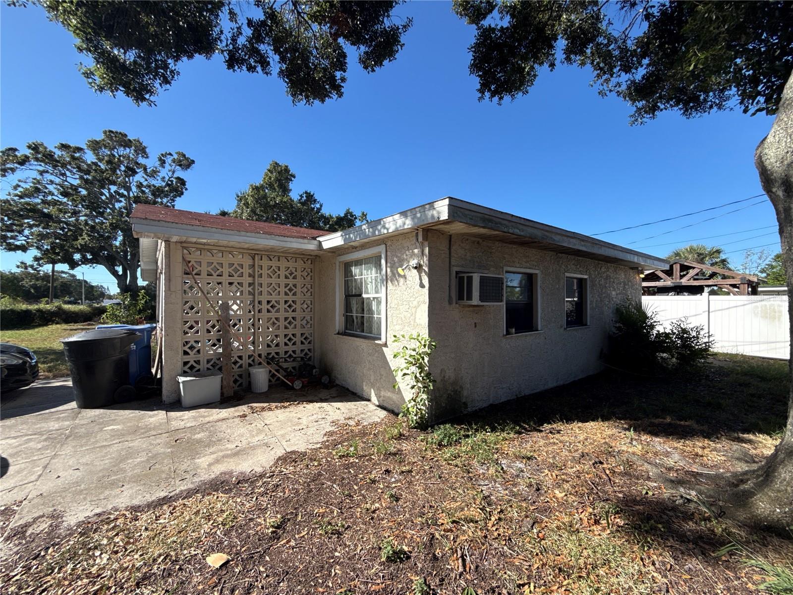 3700 72ND ST N, ST PETERSBURG, FL, 33710