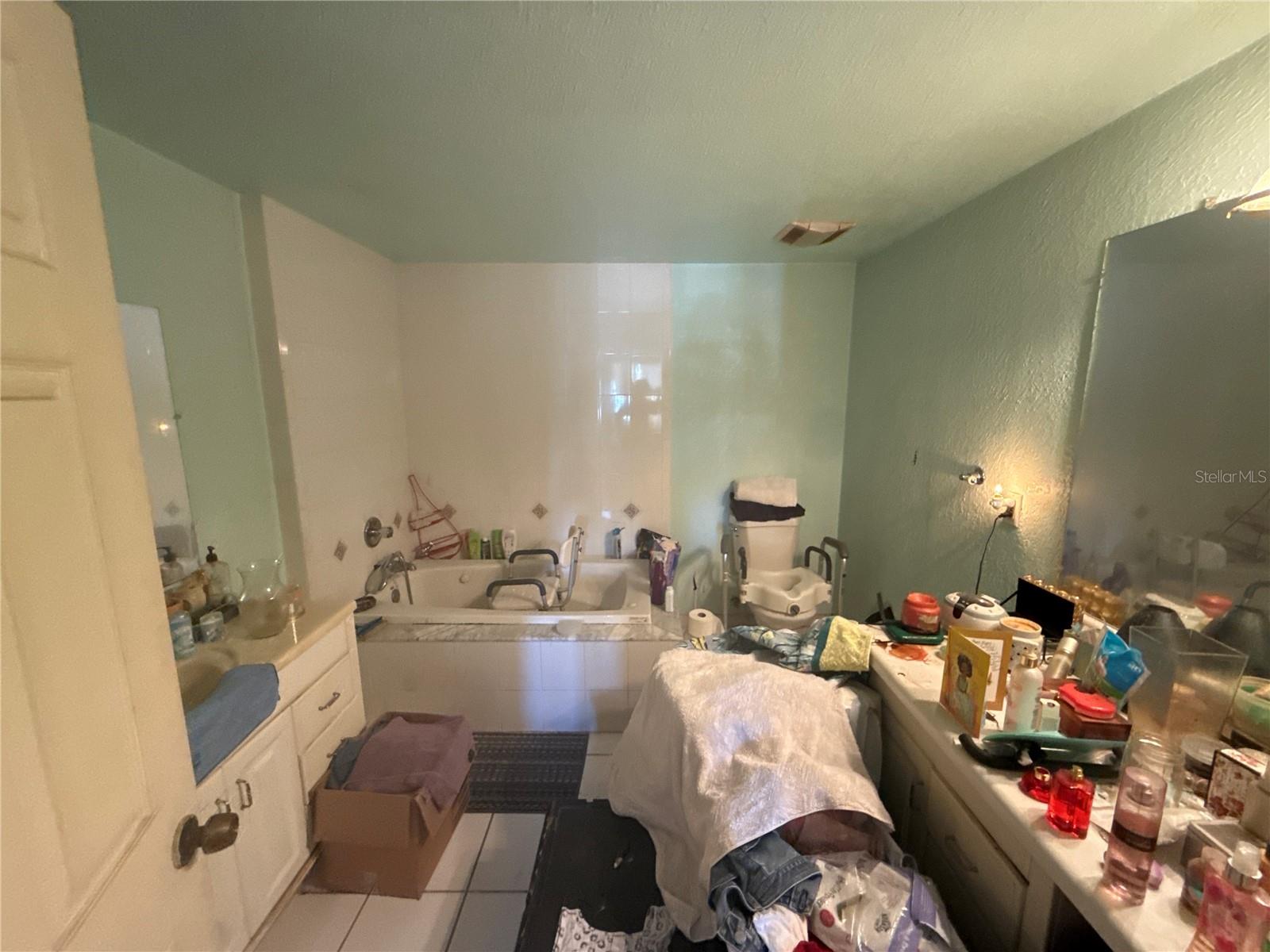 3700 72ND ST N, ST PETERSBURG, FL, 33710