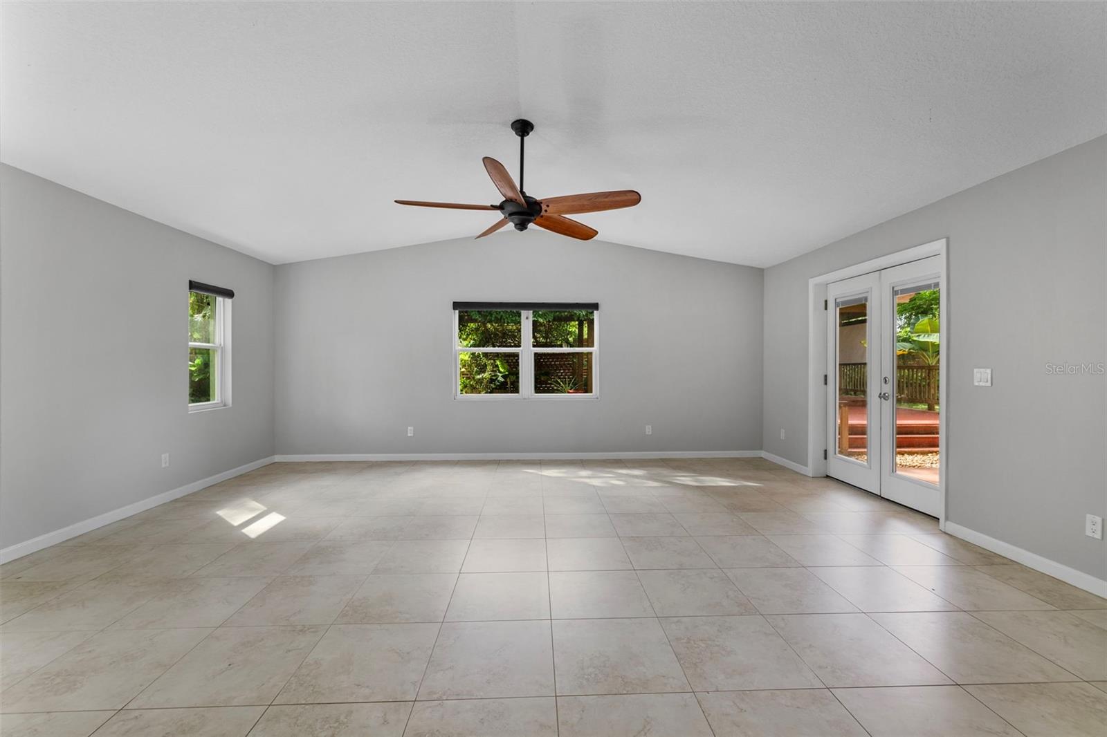 405 1ST AVE SE, LUTZ, FL, 33549