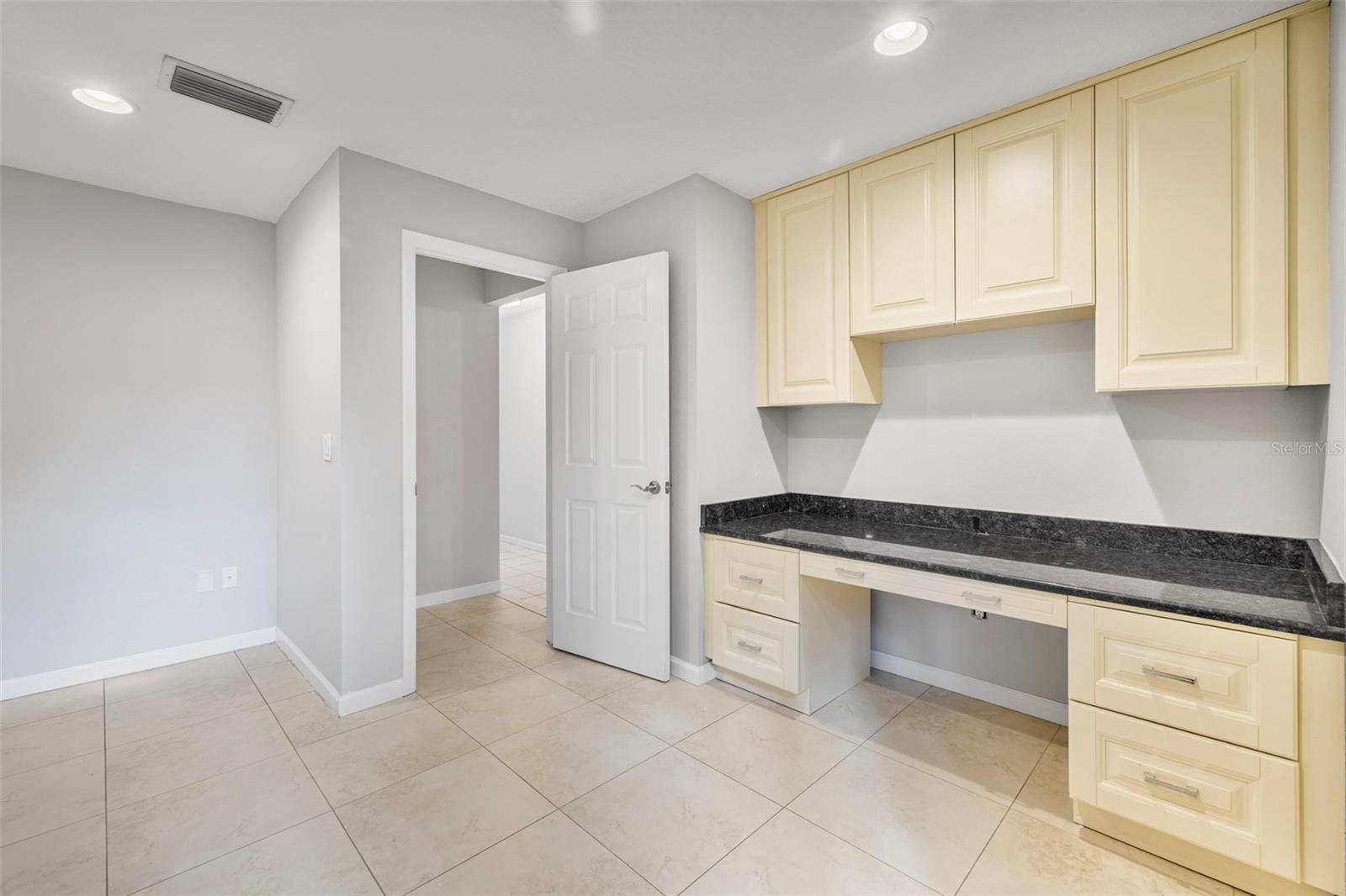 405 1ST AVE SE, LUTZ, FL, 33549