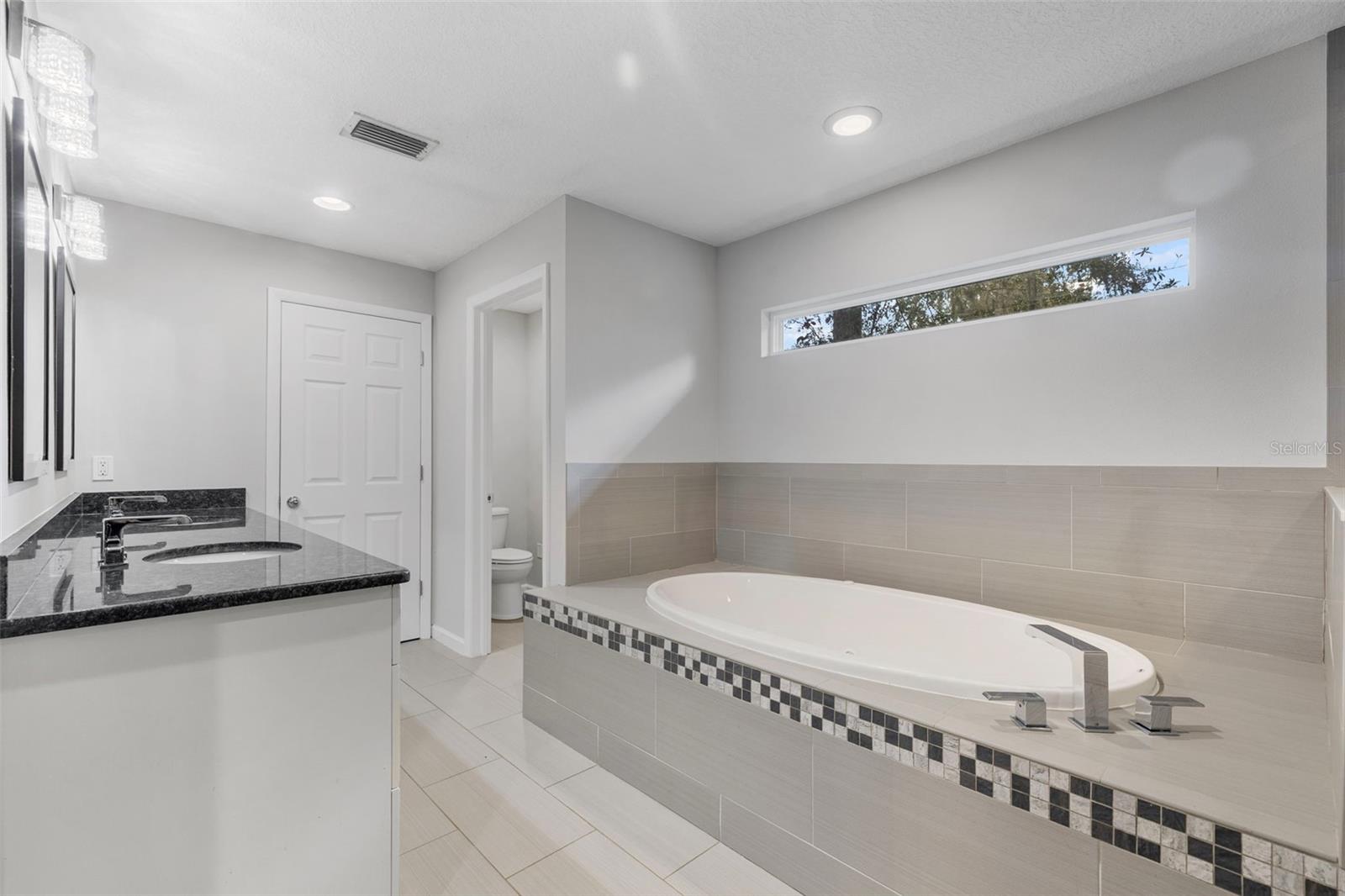 405 1ST AVE SE, LUTZ, FL, 33549