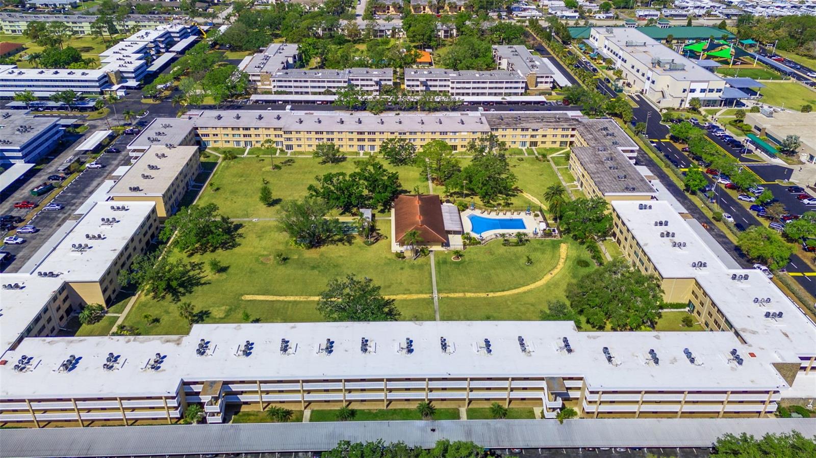 4920 LOCUST ST NE #104, ST PETERSBURG, FL, 33703