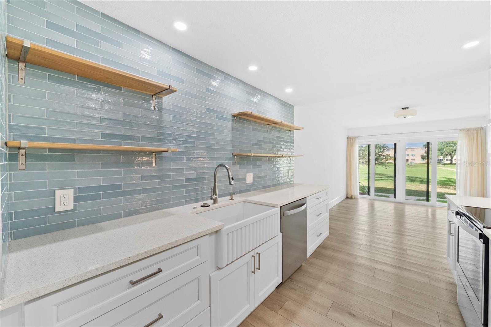 4920 LOCUST ST NE #104, ST PETERSBURG, FL, 33703