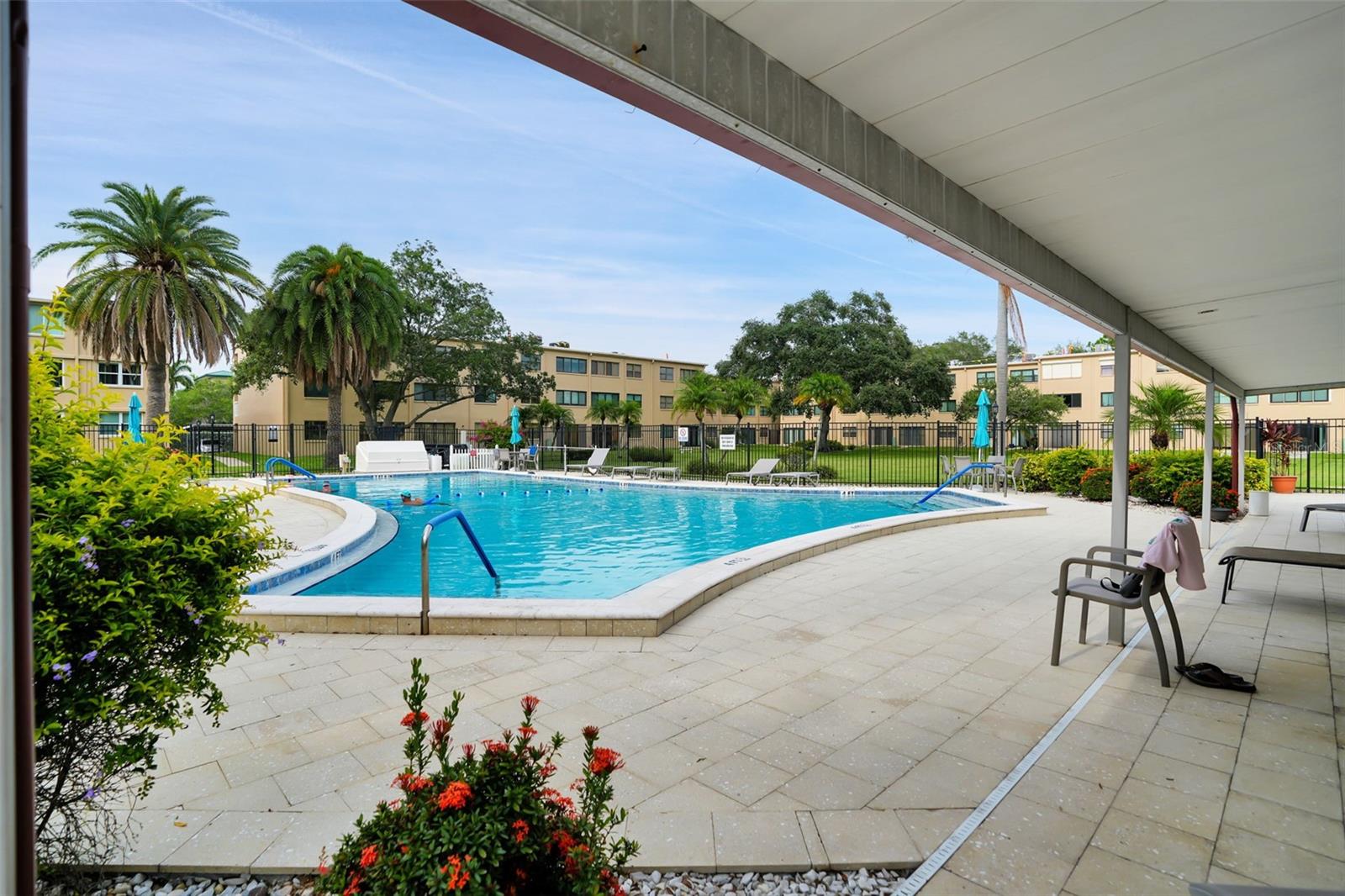 4920 LOCUST ST NE #104, ST PETERSBURG, FL, 33703