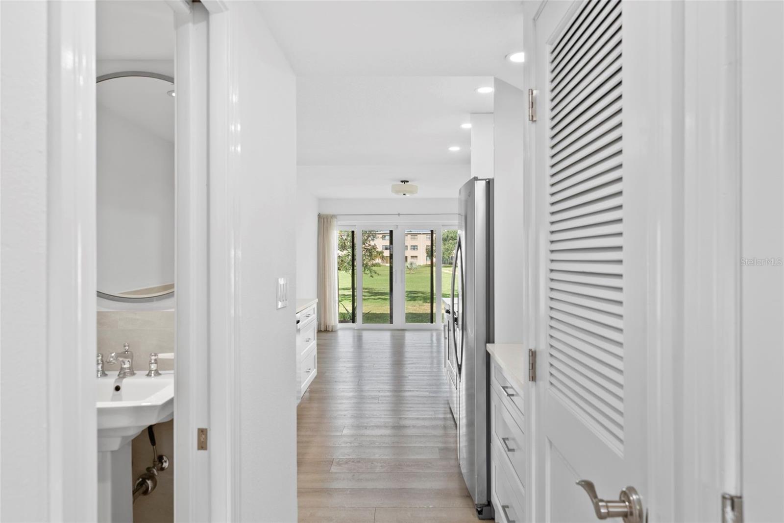 4920 LOCUST ST NE #104, ST PETERSBURG, FL, 33703