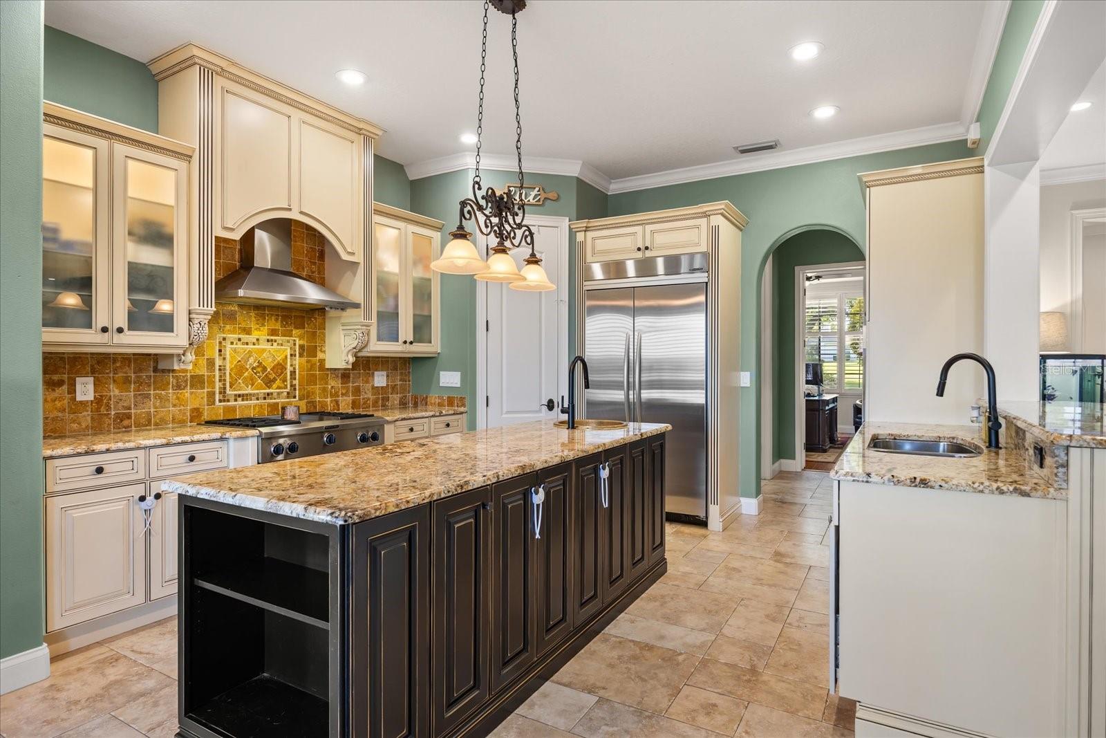 1749 LAKE TERRACE DR, EUSTIS, FL, 32726