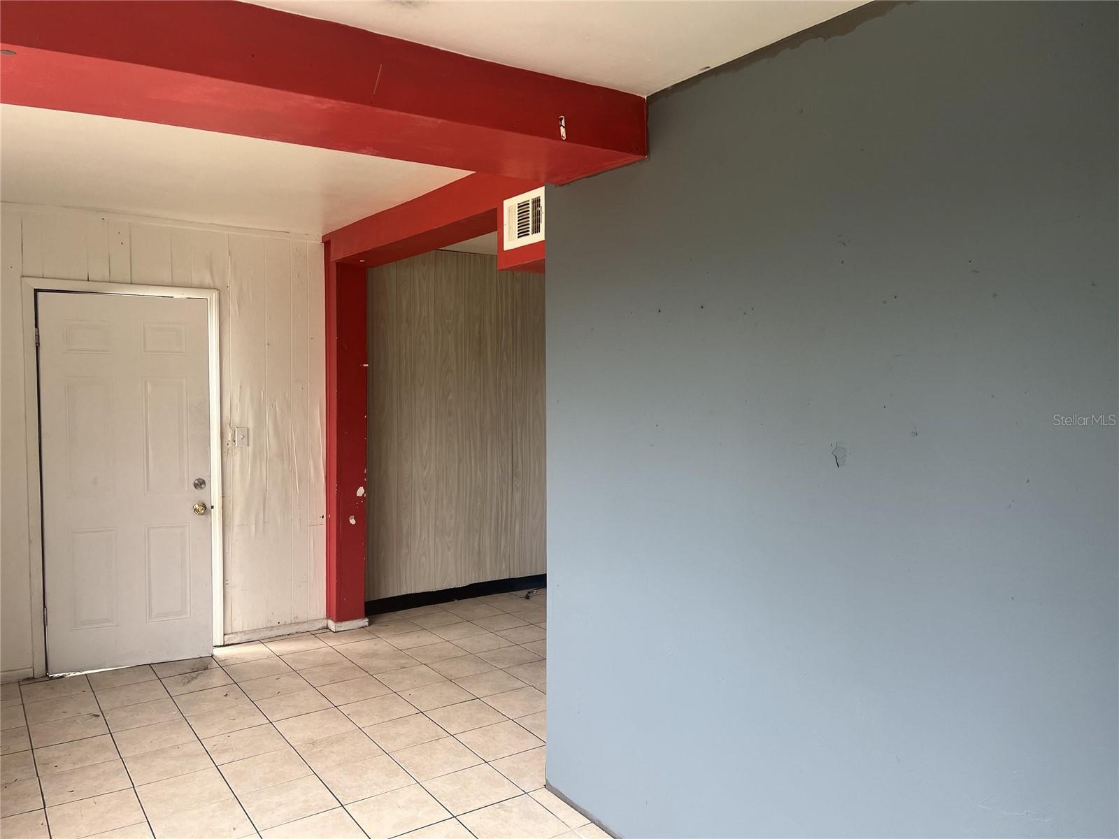 124 DAYTONA AVE #1, HOLLY HILL, FL, 32117