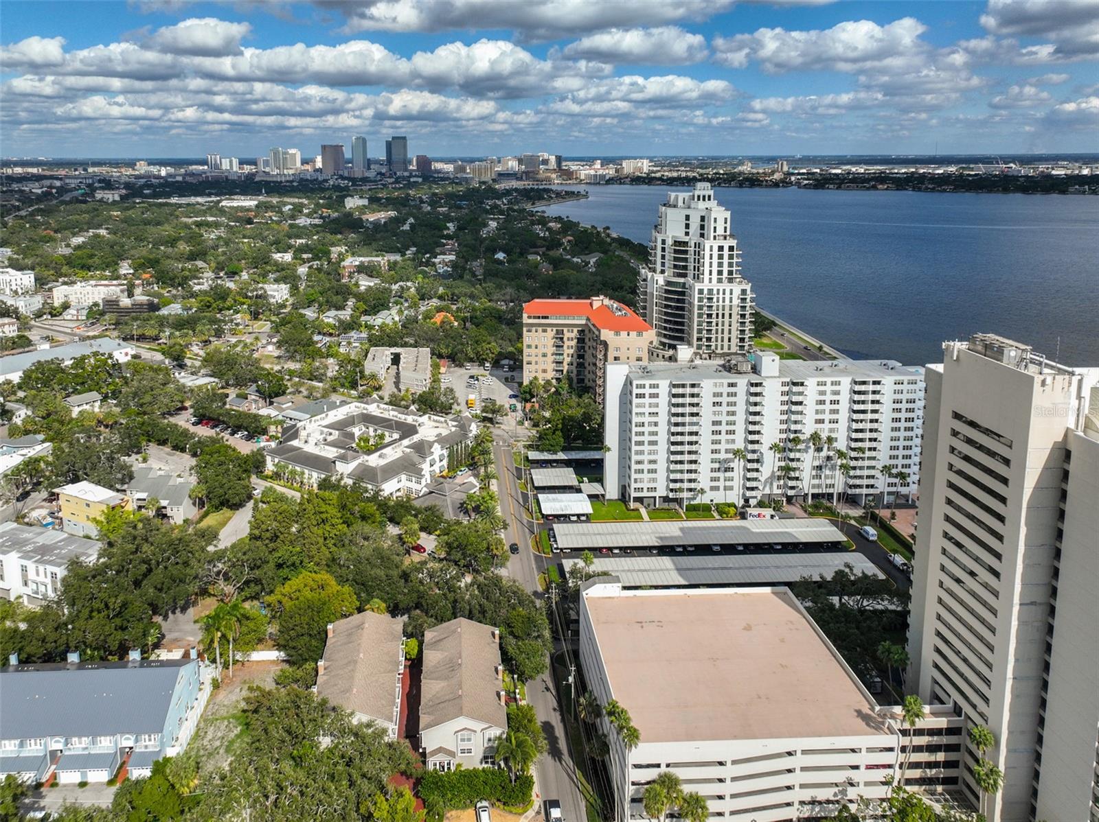 2403 W PALM DR #2, TAMPA, FL, 33629