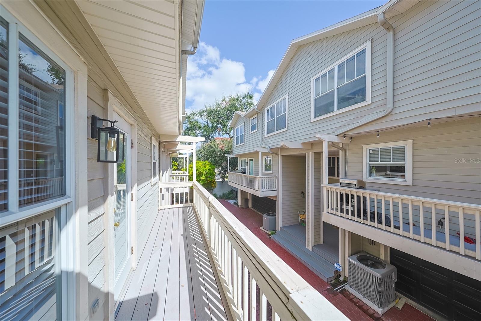 2403 W PALM DR #2, TAMPA, FL, 33629