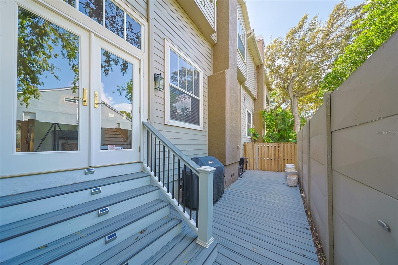 2403 W PALM DR #2, TAMPA, FL, 33629