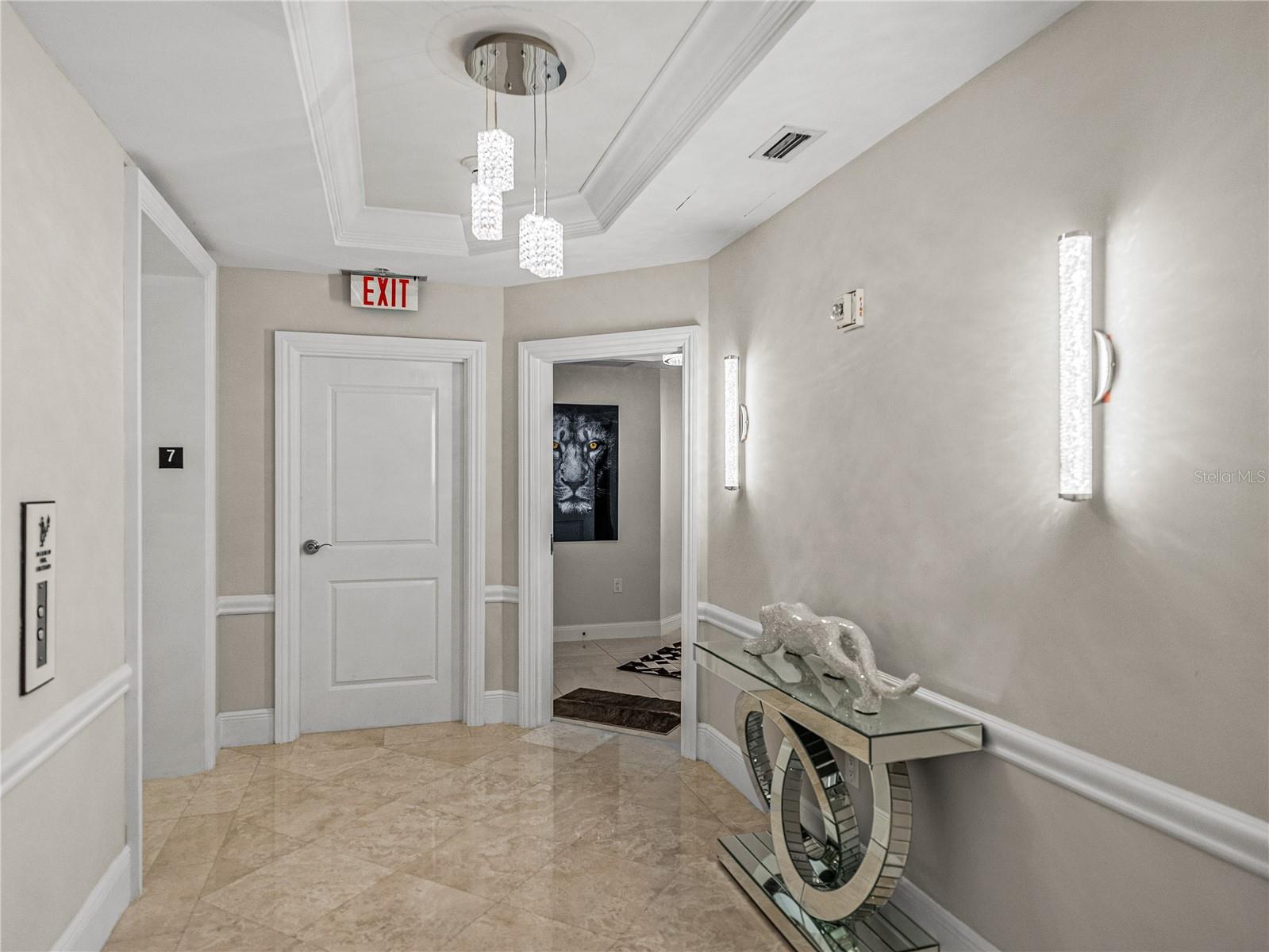 Private Foyer