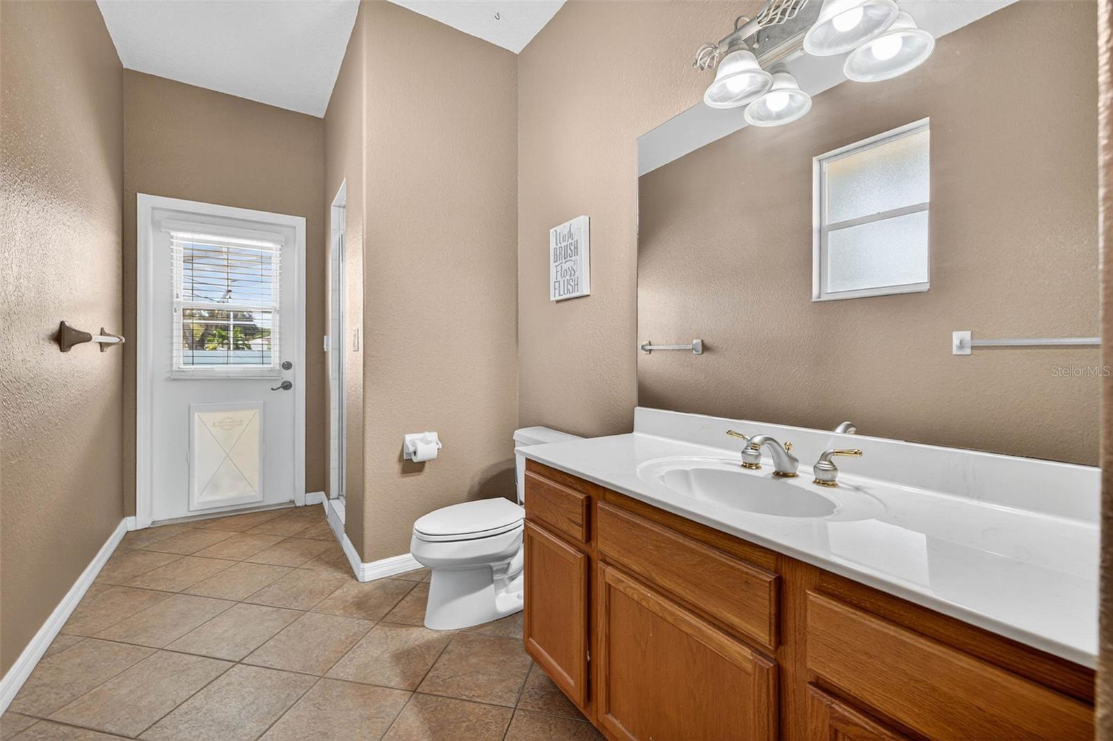 9221 SEA OAKS CT, SEMINOLE, FL, 33776