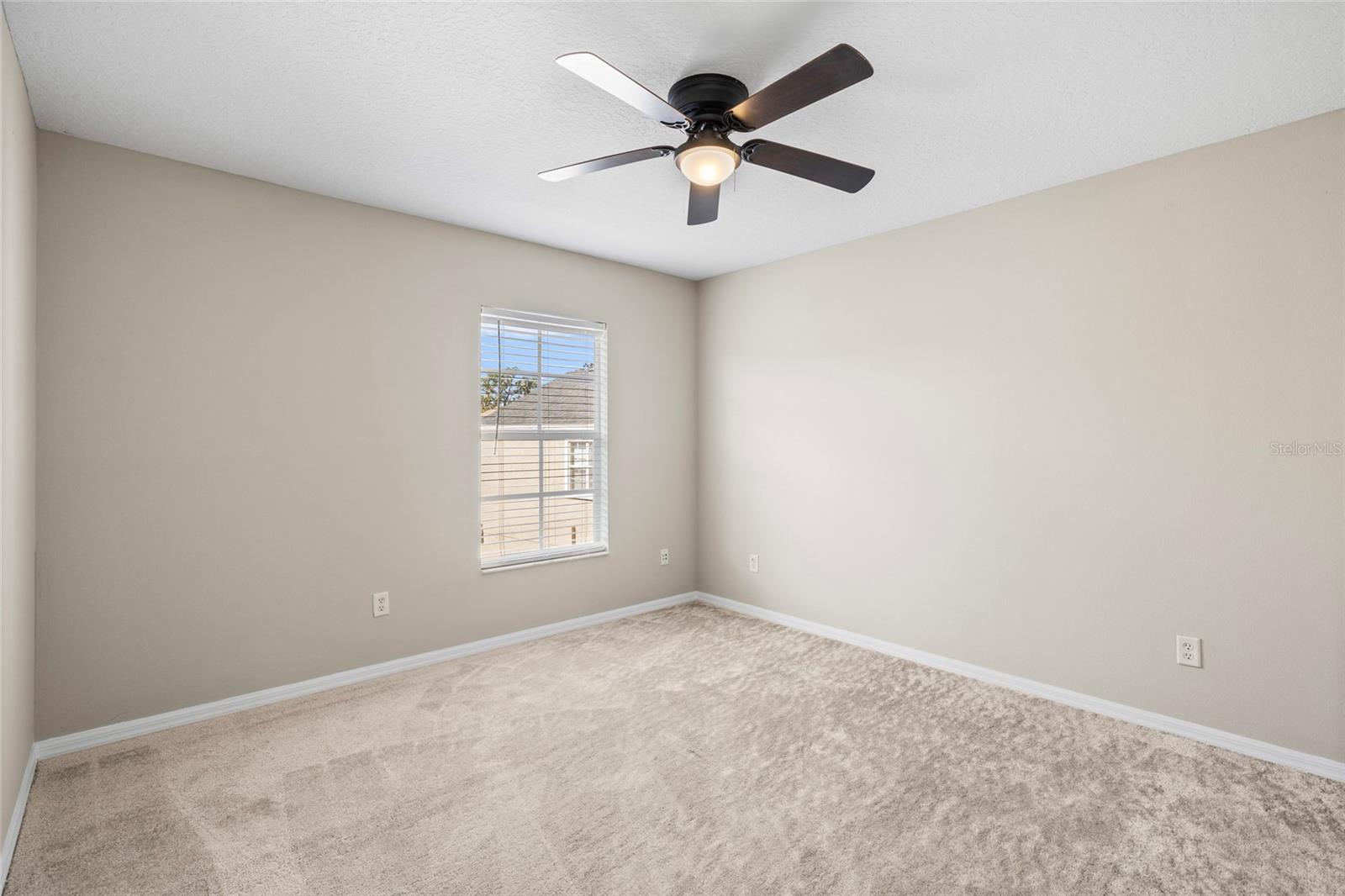 5909 GRAND LONEOAK LN, LITHIA, FL, 33547