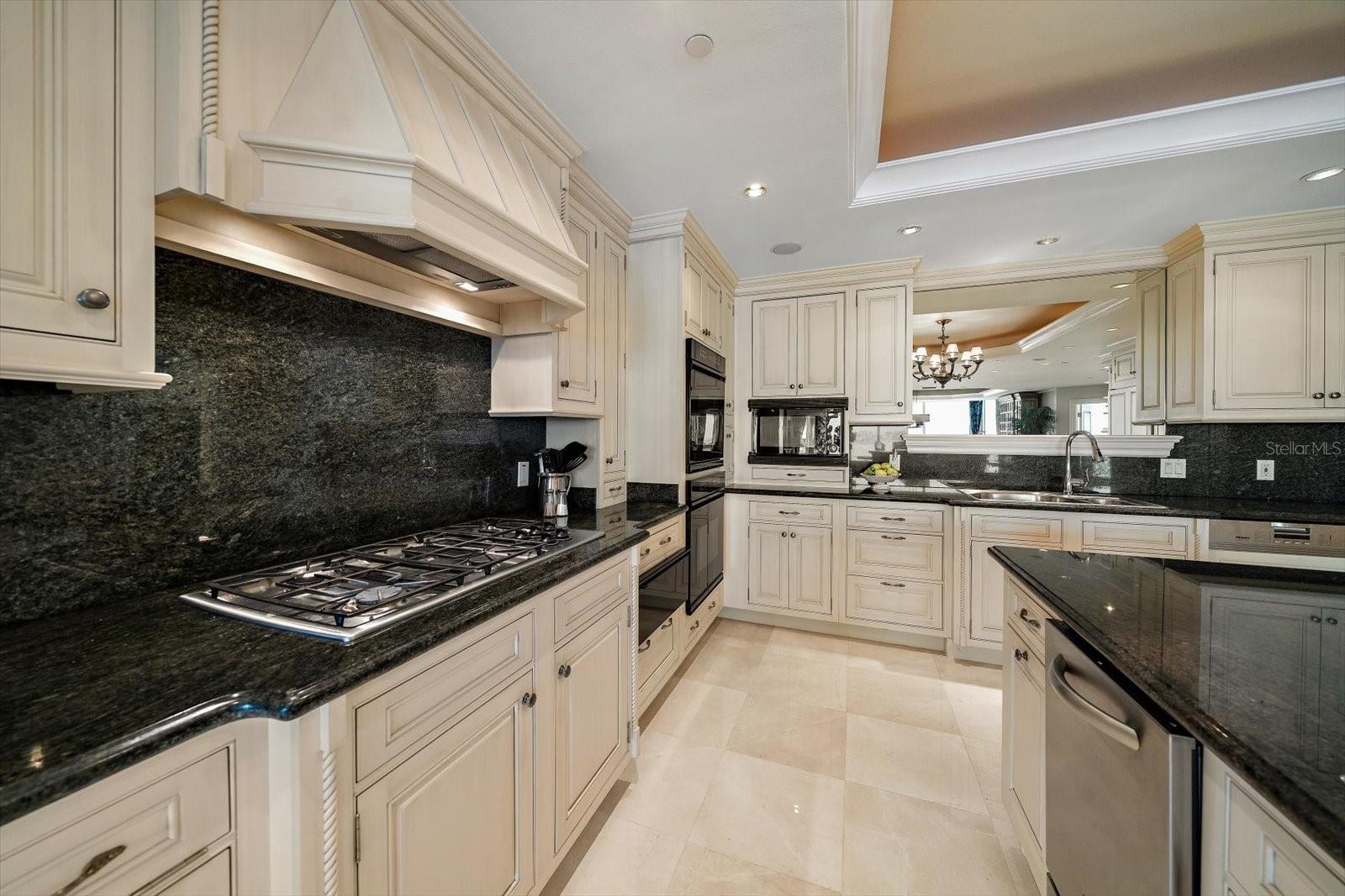 TB8442748 Property Photo