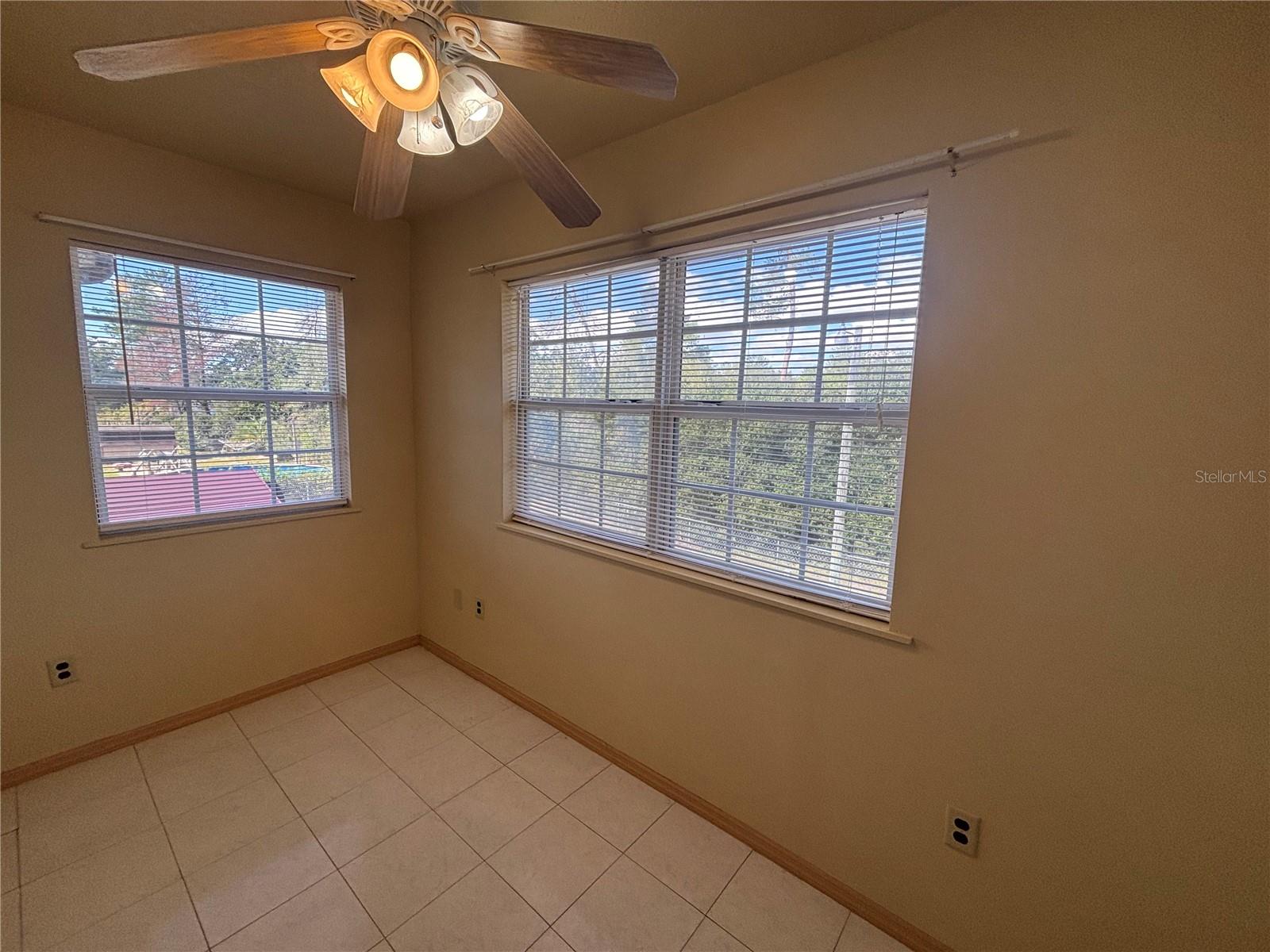 536 MARION OAKS GOLF RD, OCALA, FL, 34473