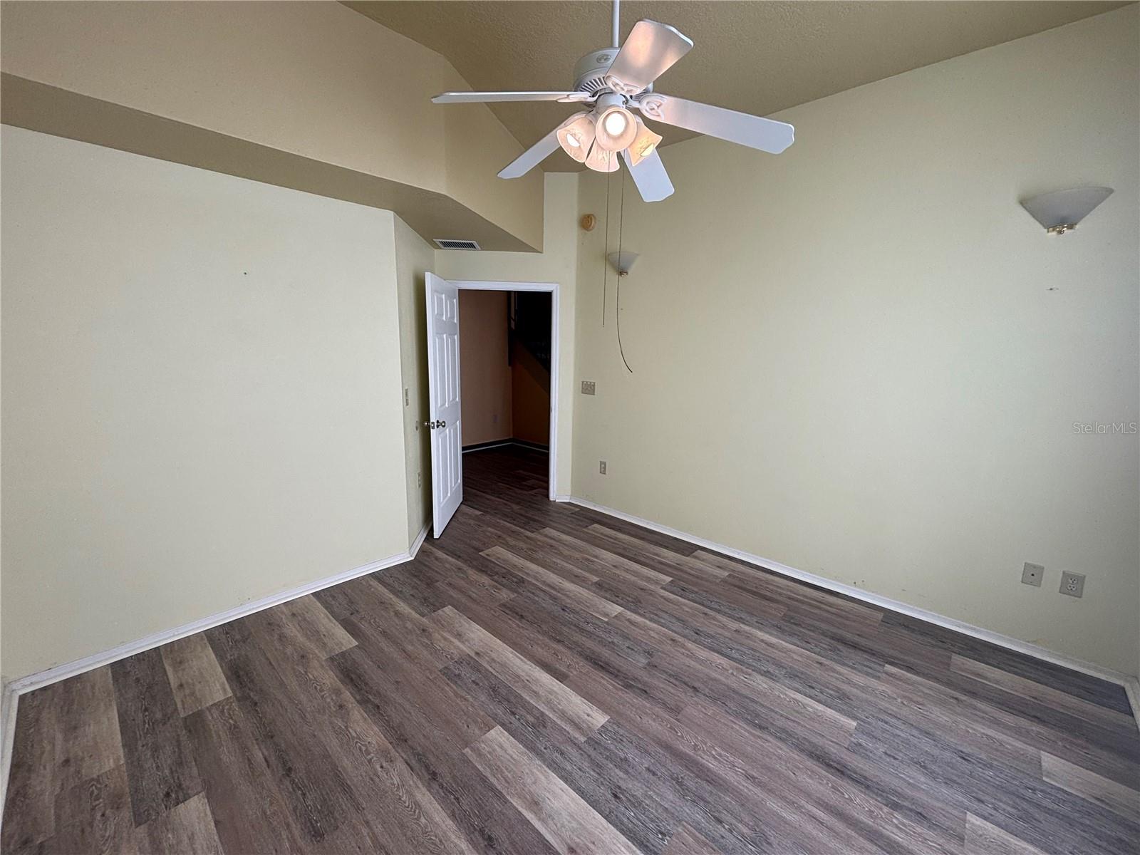 536 MARION OAKS GOLF RD, OCALA, FL, 34473