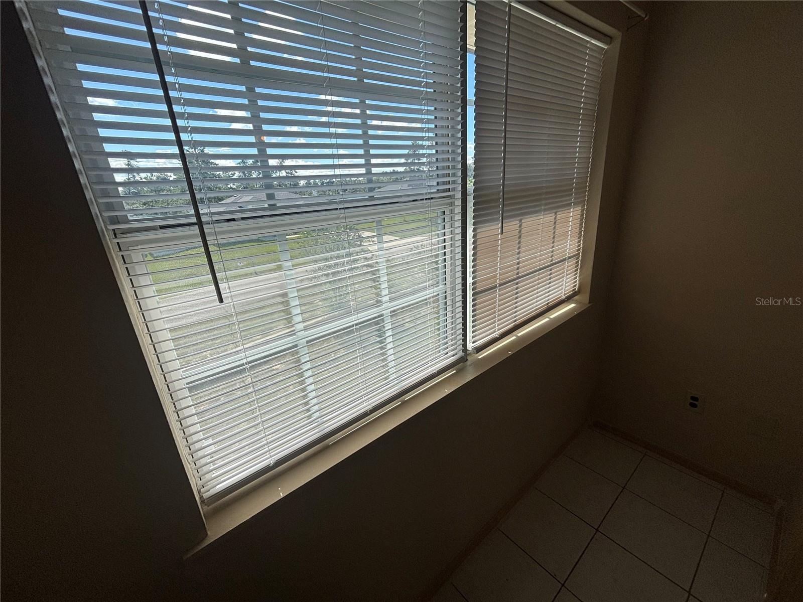 536 MARION OAKS GOLF RD, OCALA, FL, 34473