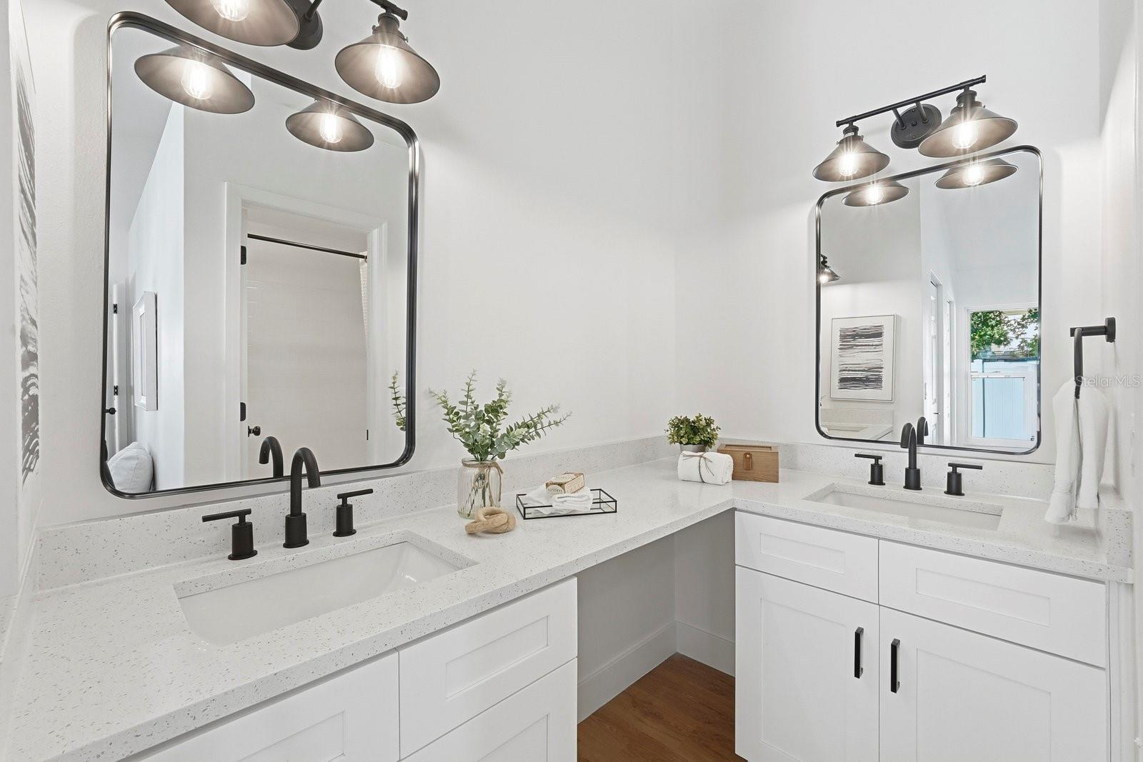 12717 DUNHILL DR, TAMPA, FL, 33624