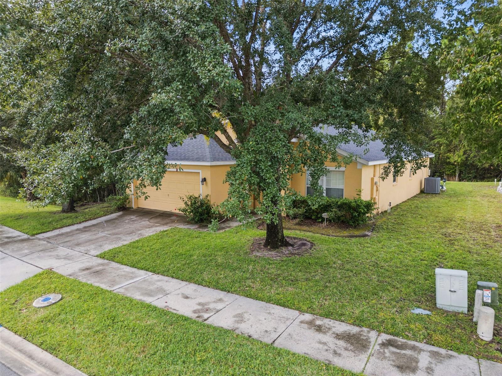 403 SANDY RIDGE DR, DAVENPORT, FL, 33896