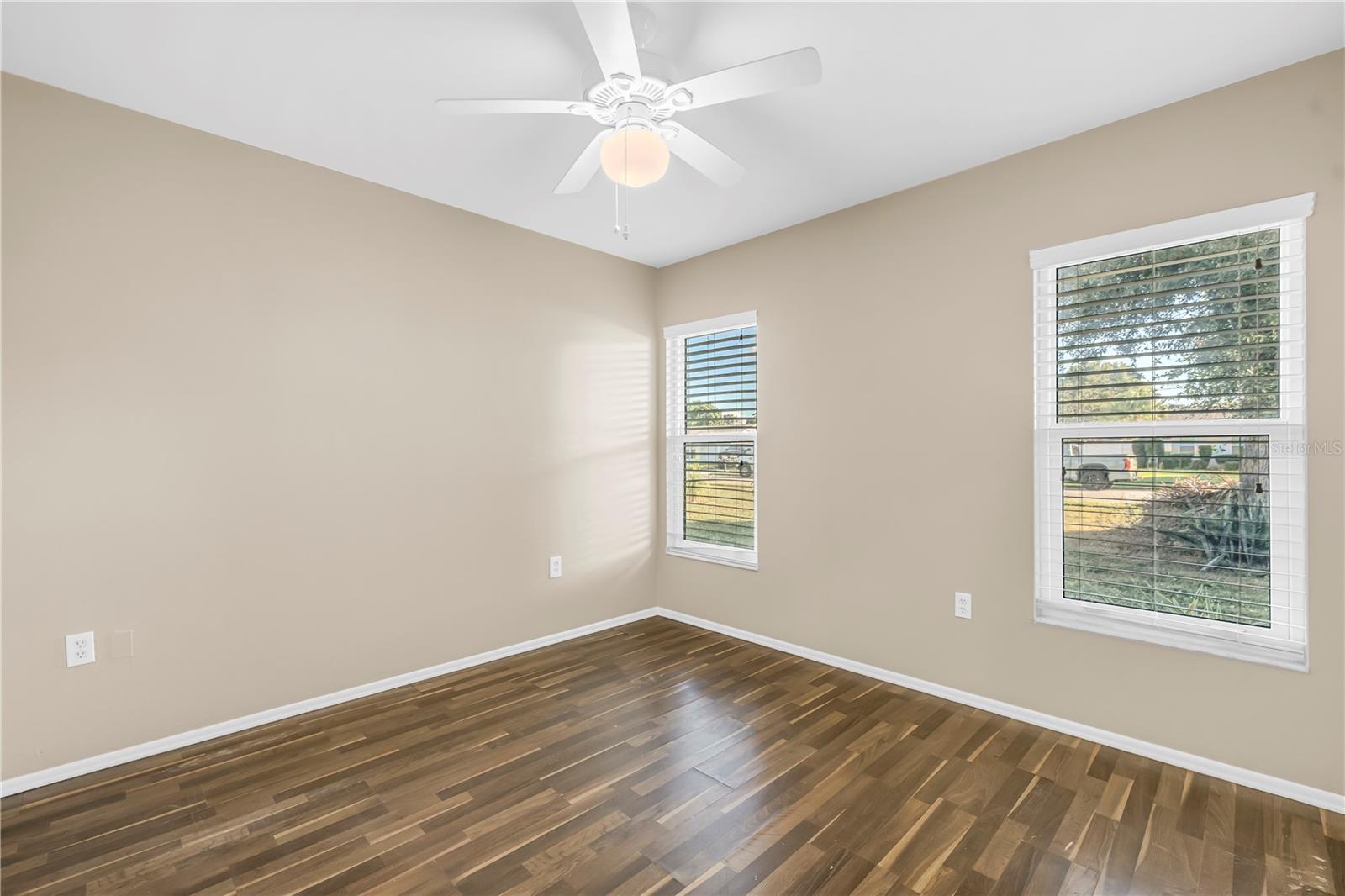 813 CYPRESS WOOD LN, SARASOTA, FL, 34243