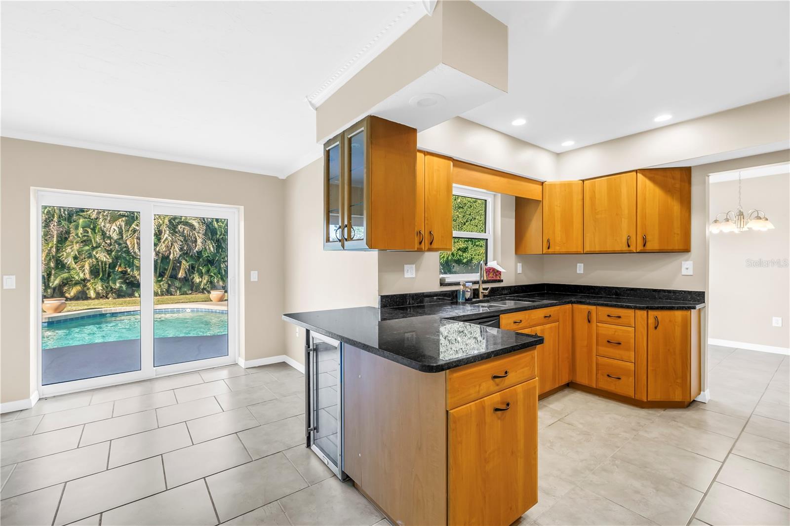 813 CYPRESS WOOD LN, SARASOTA, FL, 34243