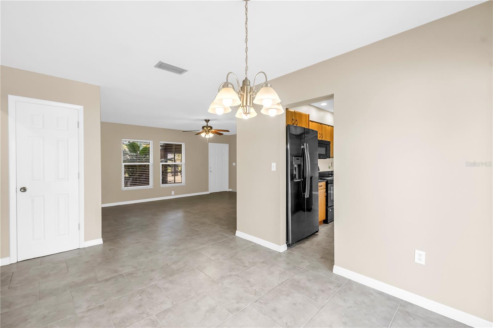 813 CYPRESS WOOD LN, SARASOTA, FL, 34243