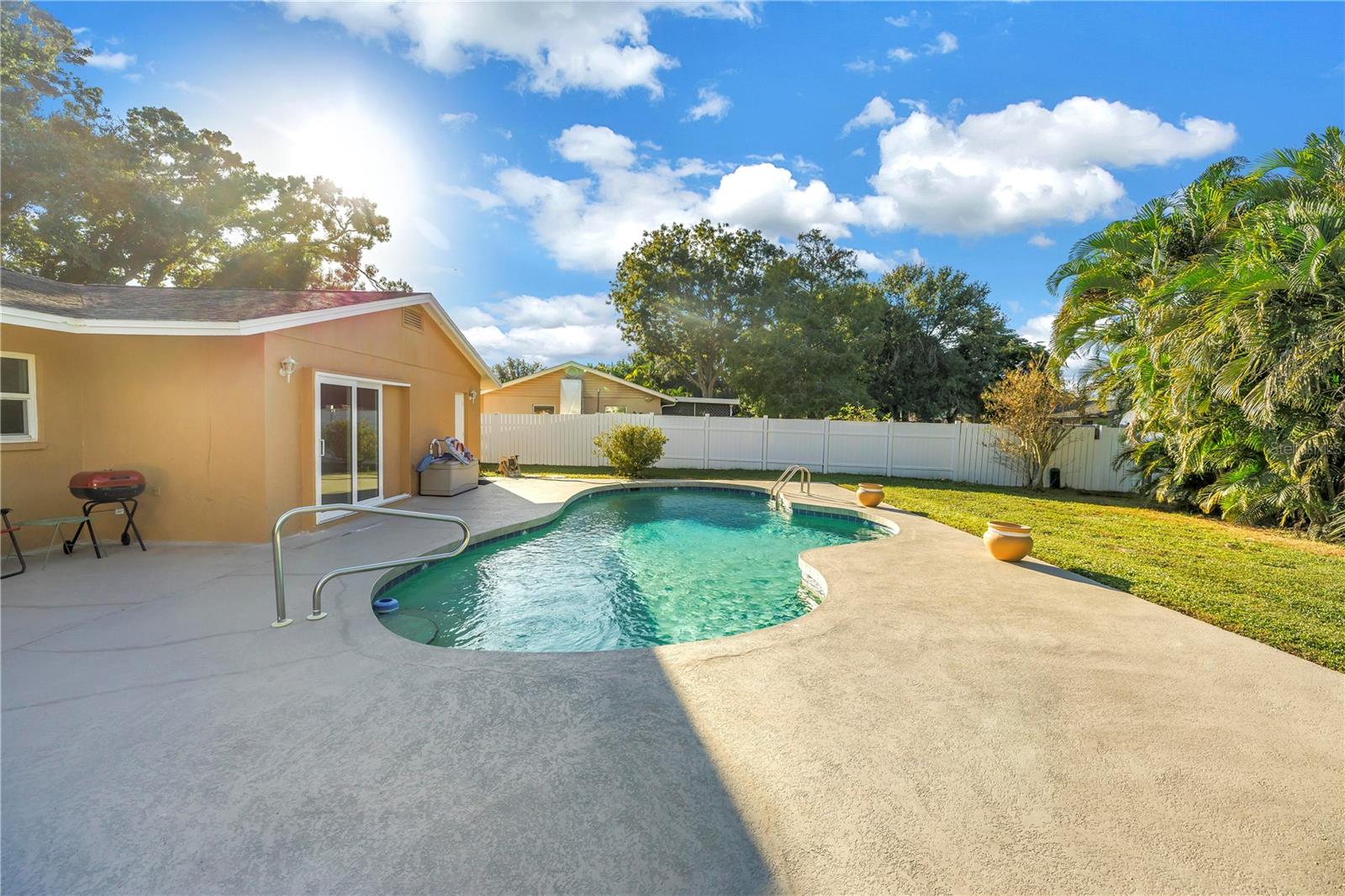 813 CYPRESS WOOD LN, SARASOTA, FL, 34243