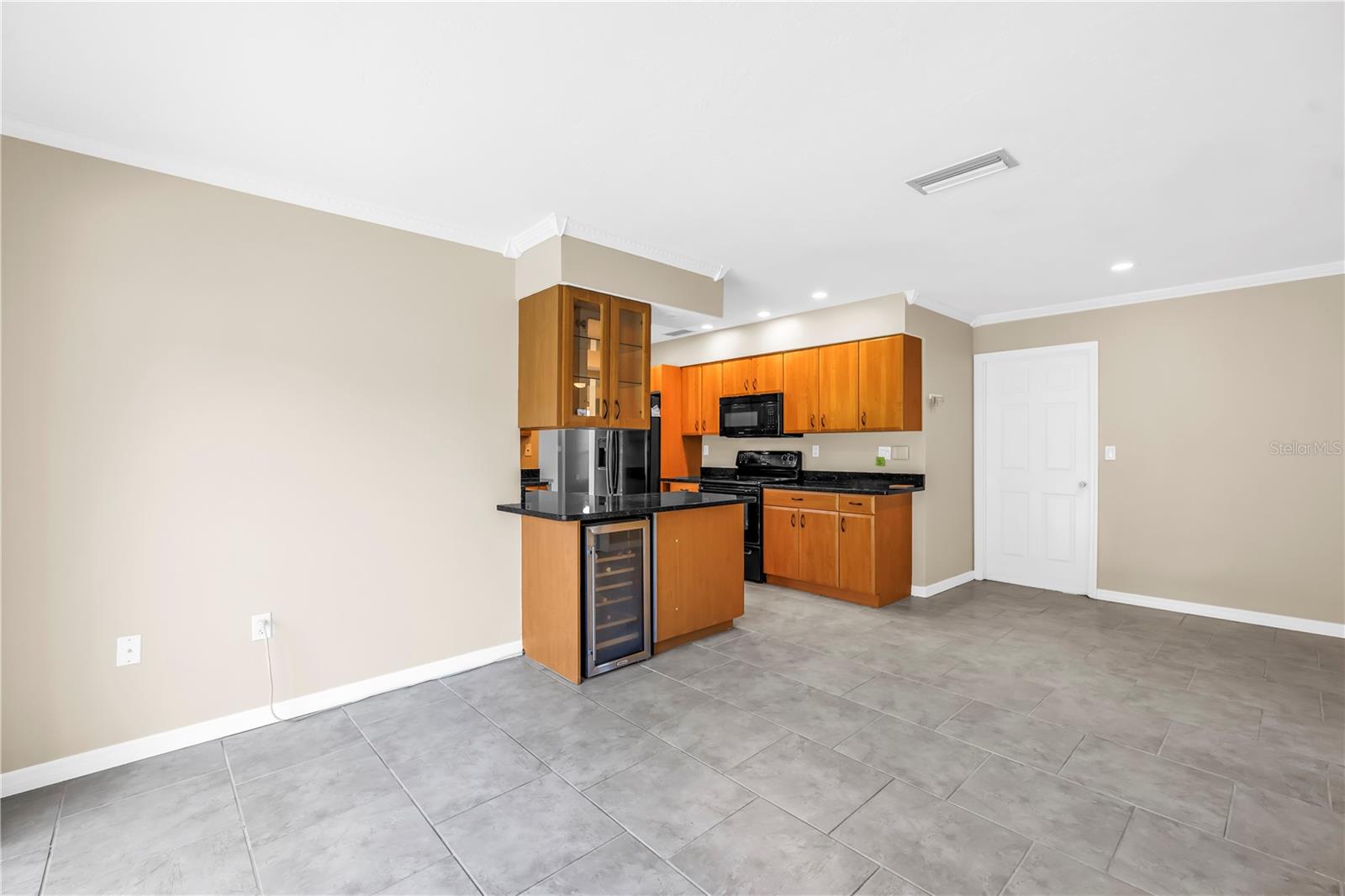 813 CYPRESS WOOD LN, SARASOTA, FL, 34243