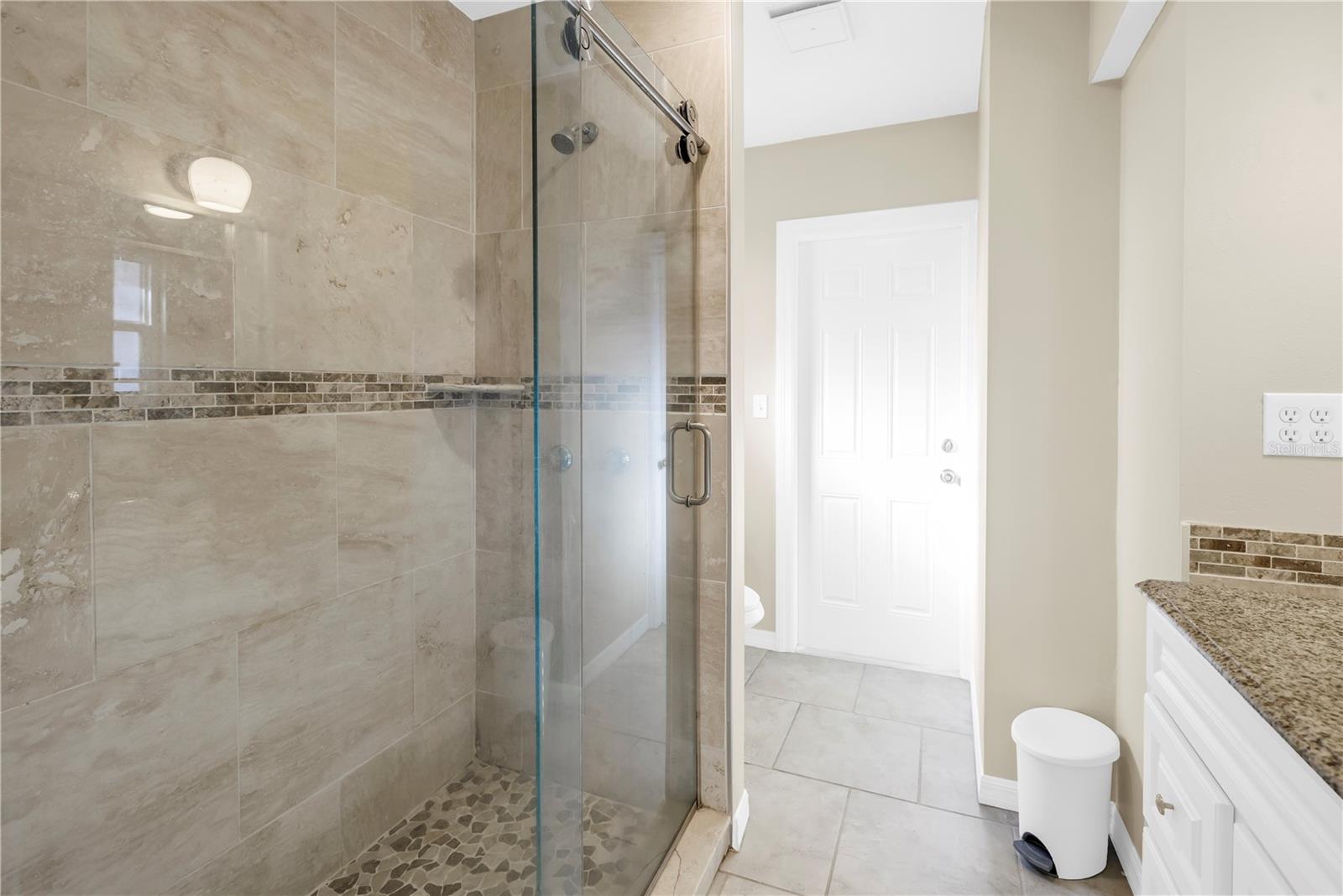 813 CYPRESS WOOD LN, SARASOTA, FL, 34243