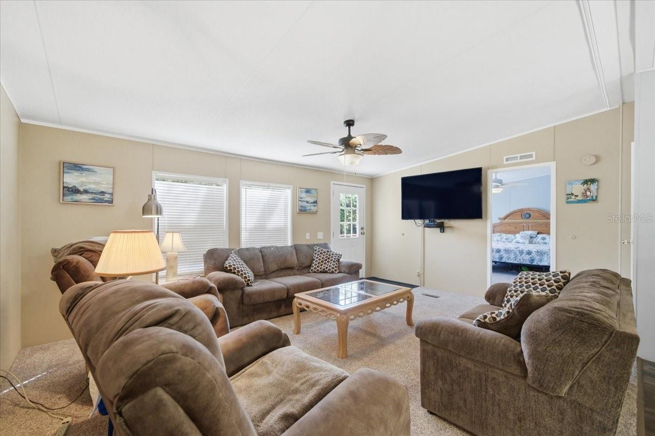 6715 W RICHARD DR, WEEKI WACHEE, FL, 34607