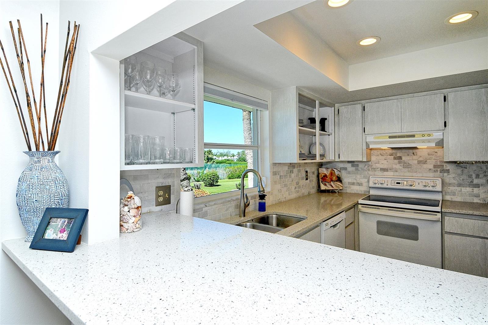 6701 GULF OF MEXICO DR #330, LONGBOAT KEY, FL, 34228