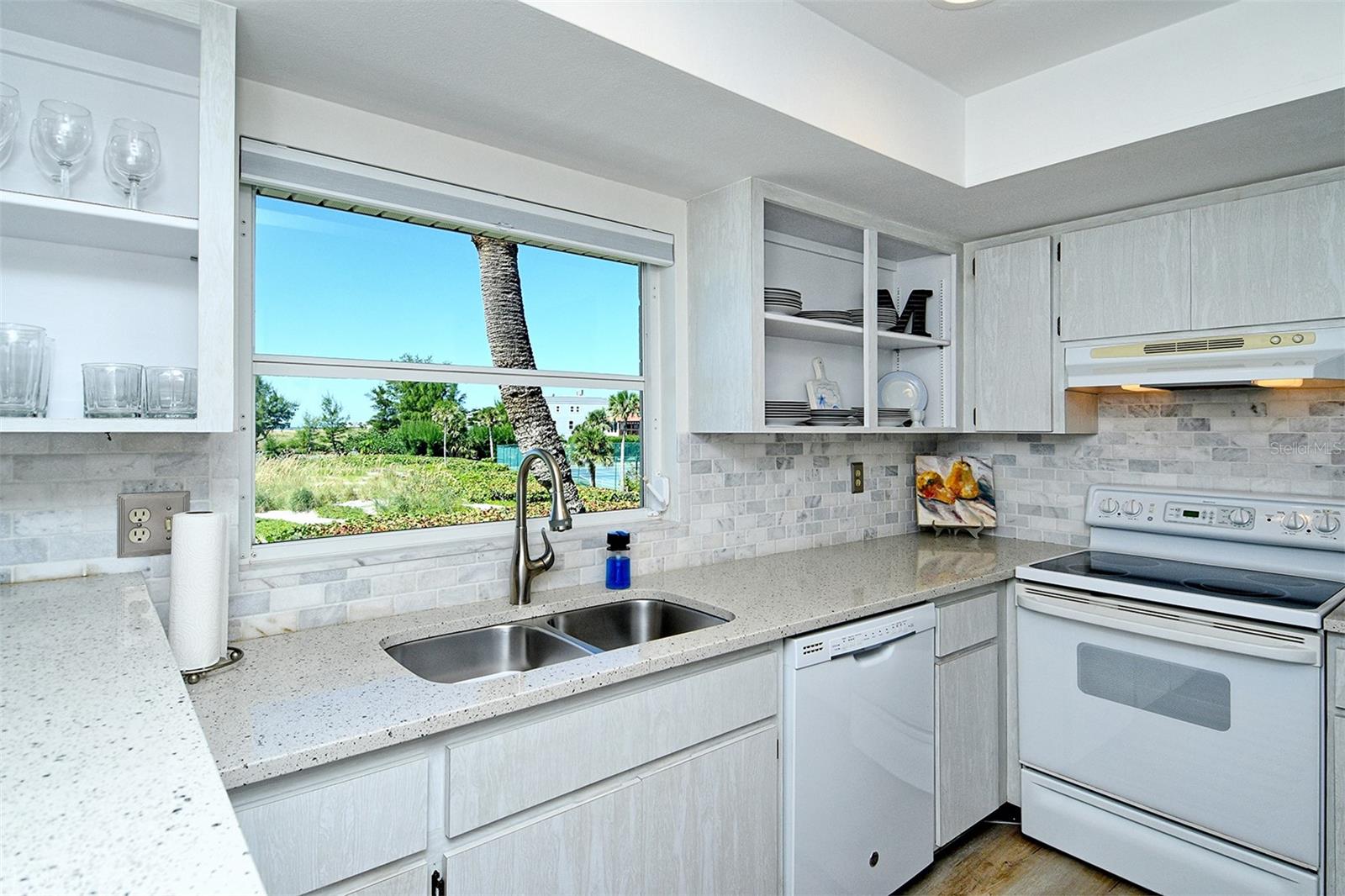 6701 GULF OF MEXICO DR #330, LONGBOAT KEY, FL, 34228
