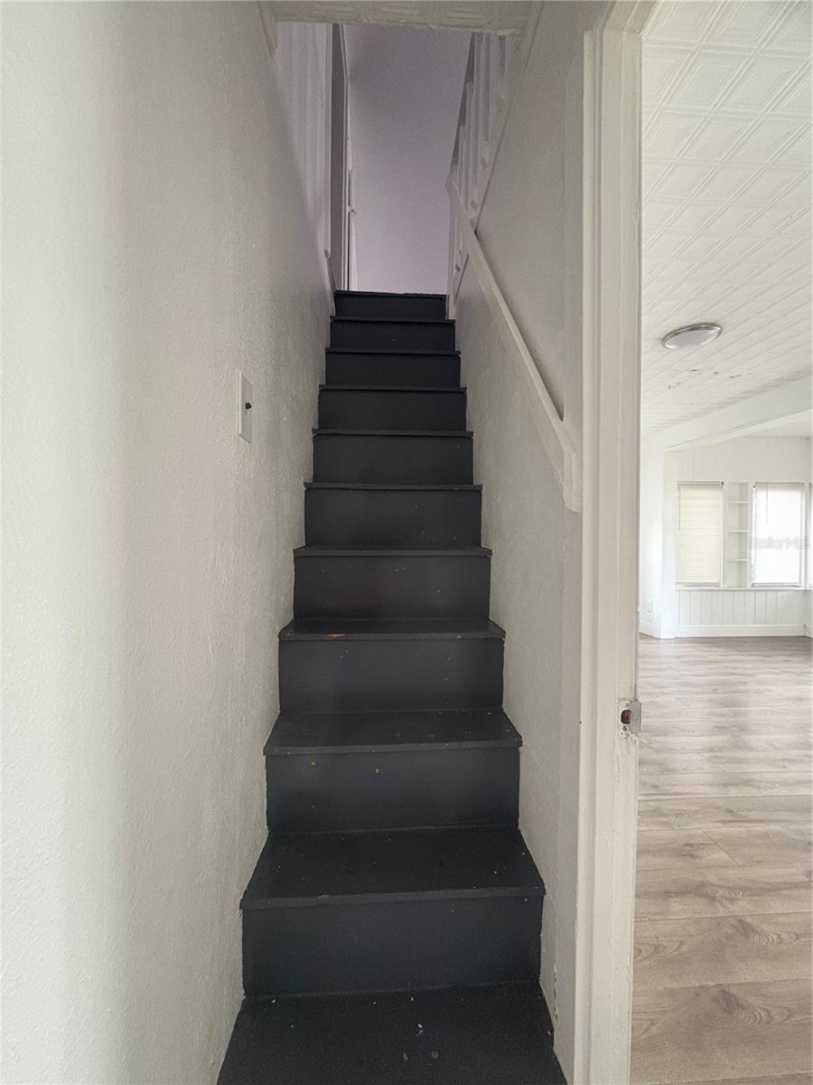 121 KENSINGTON AVE, DELAND, FL, 32724