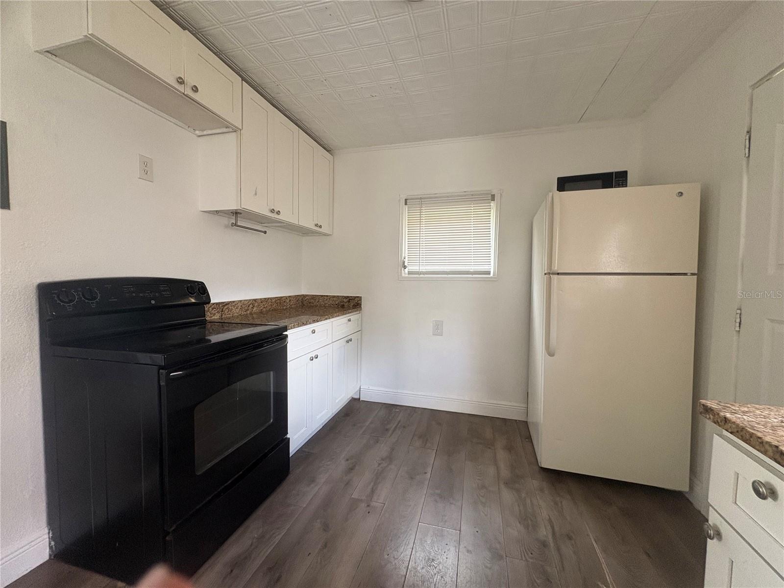 121 KENSINGTON AVE, DELAND, FL, 32724