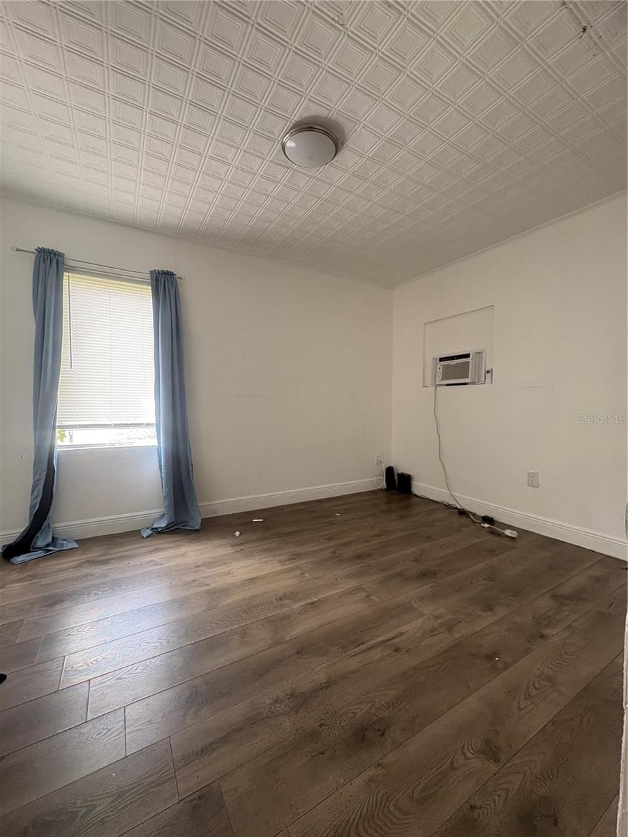 121 KENSINGTON AVE, DELAND, FL, 32724