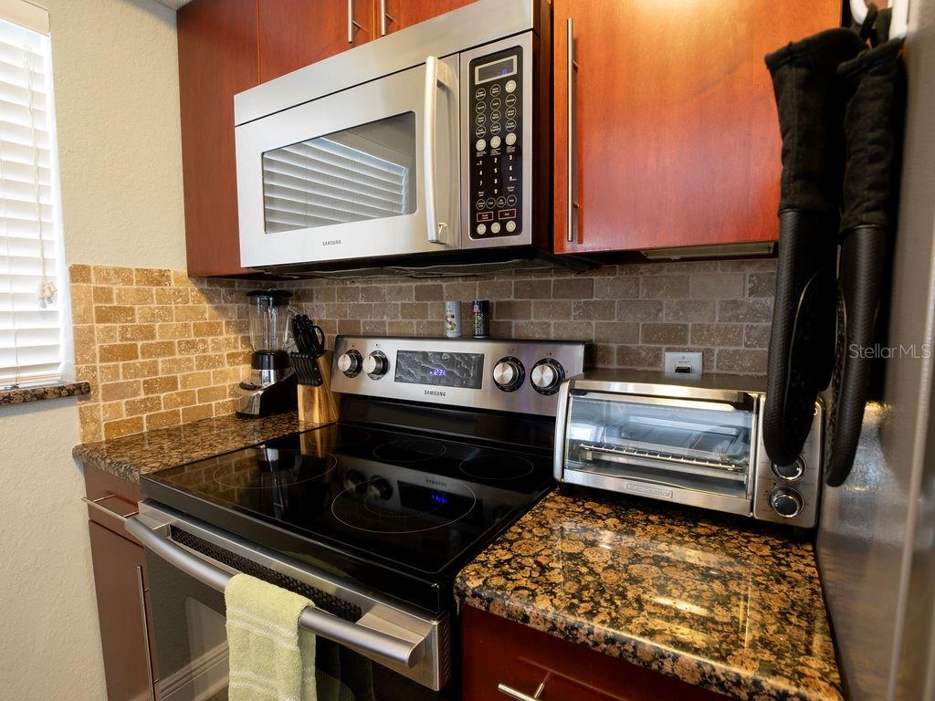 185 BRIGHTWATER DR #4, CLEARWATER BEACH, FL, 33767