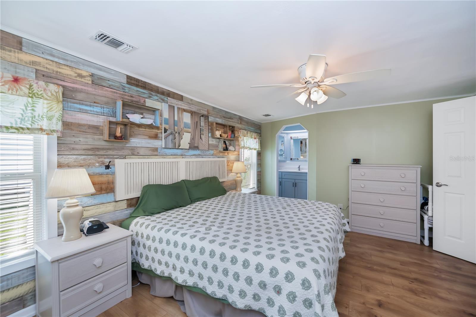 715 TANGERINE WOODS BLVD, ENGLEWOOD, FL, 34223